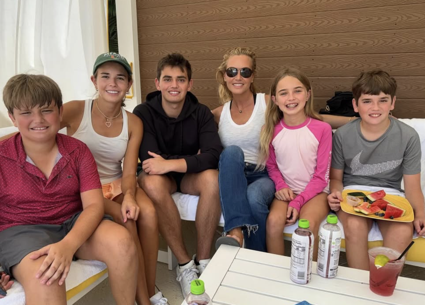 Vanessa enjoyed a family outing with all five of her children, who later became an important source of support during her breast cancer treatment. | Source: Instagram/@kaitrump