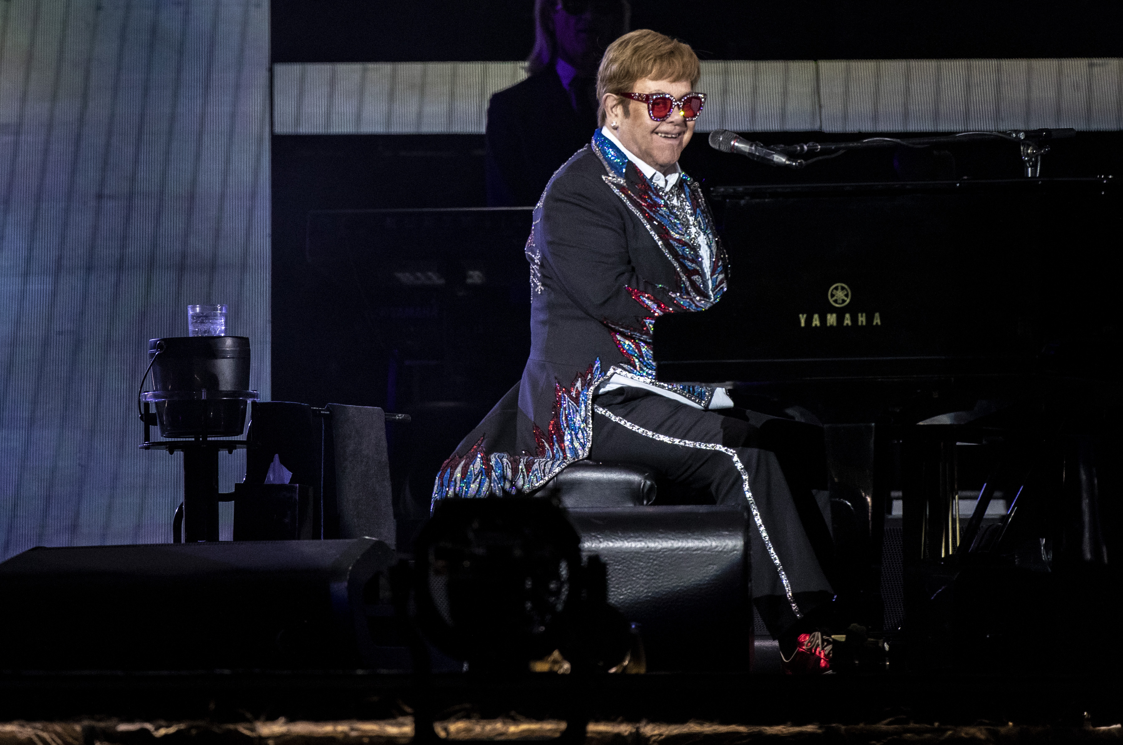 Elton John performing at Dodger Stadium on November 20, 2022, in Los Angeles, California. | Source: Getty Images