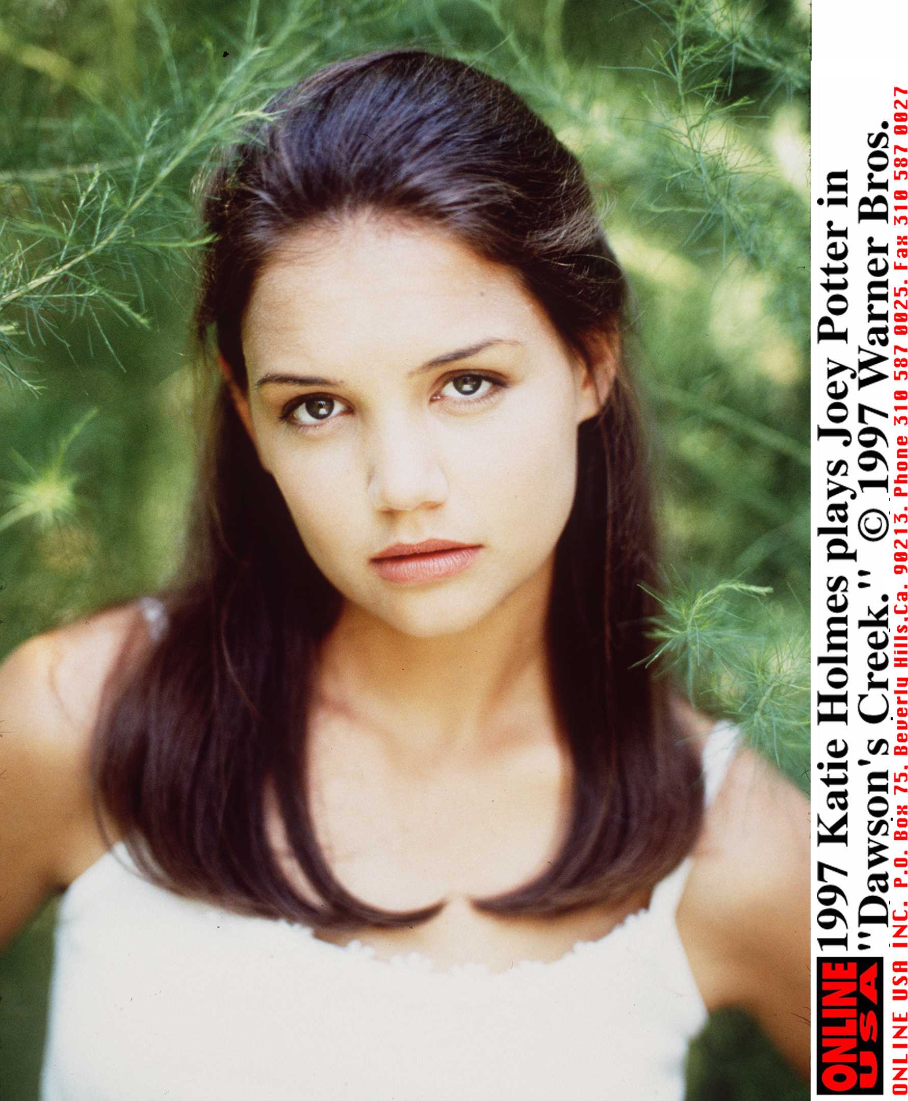 Katie Holmes as Joey Potter in "Dawson's Creek" in 1997 | Source: Getty Images