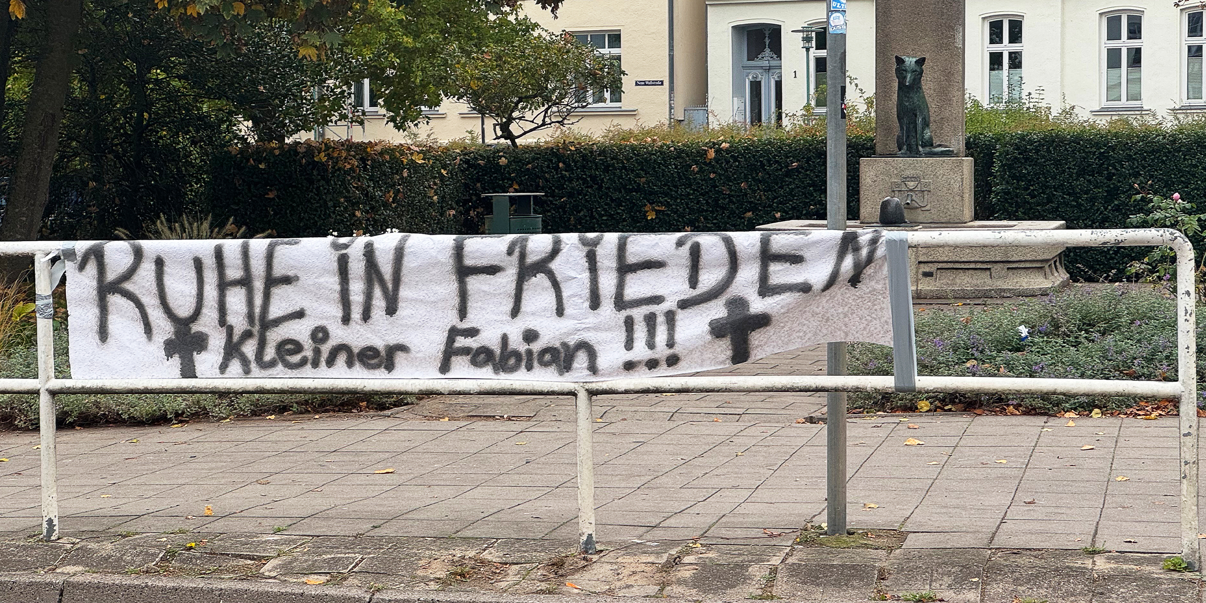 A sign in memory of little Fabian | Source: Getty Images