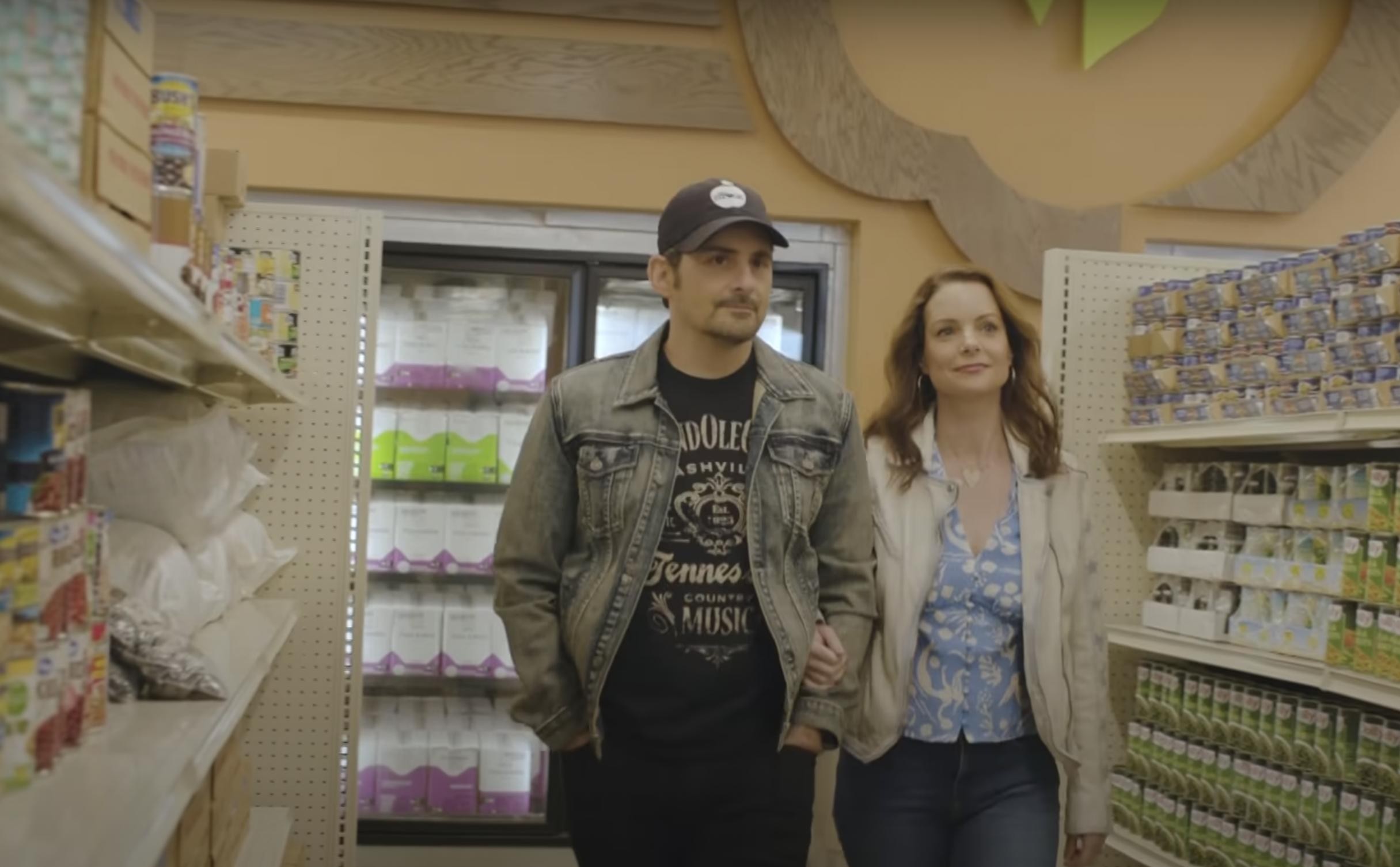 Brad Paisley and Kimberly Williams-Paisley pictured at The Store, dated April 2021 | Source: YouTube/People
