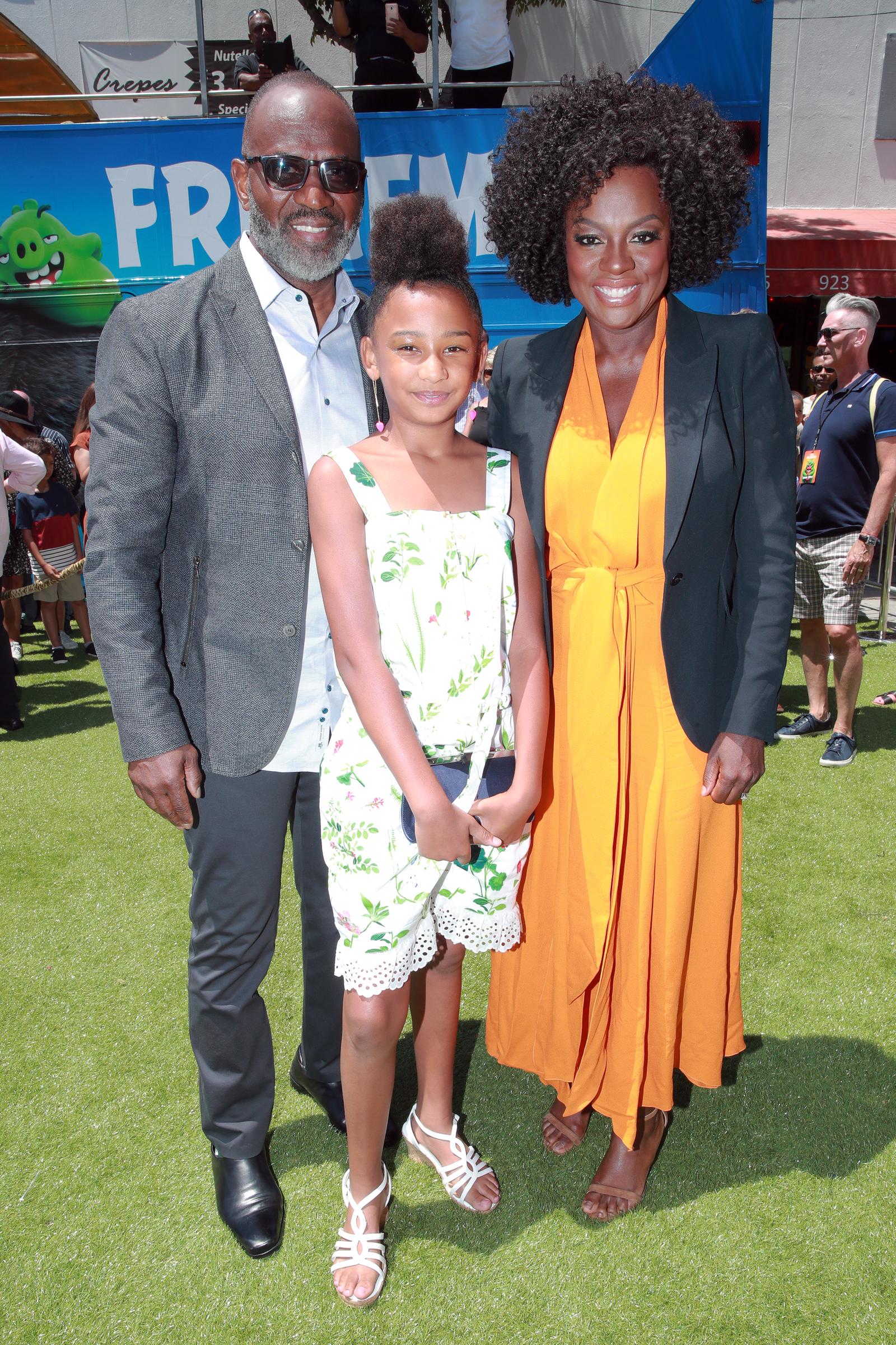 Viola Davis and Julius Tennon stepped out with Genesis Tennon for a family appearance at a major entertainment event as Genesis looked noticeably taller than in earlier red-carpet photos.
