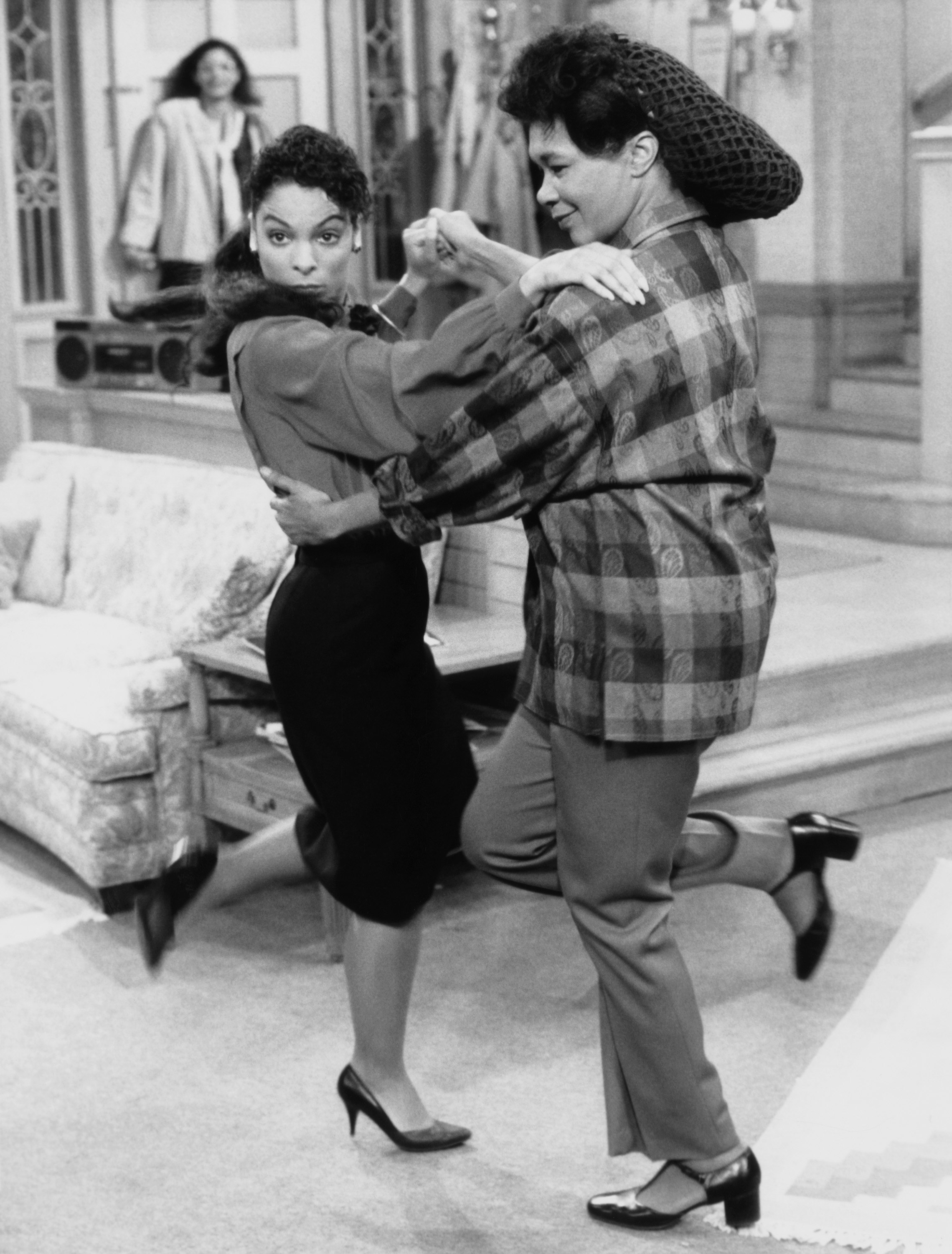 Jasmine Guy and Mary Alice in the 1988 episode "Speech Therapy" | Source: Getty Images