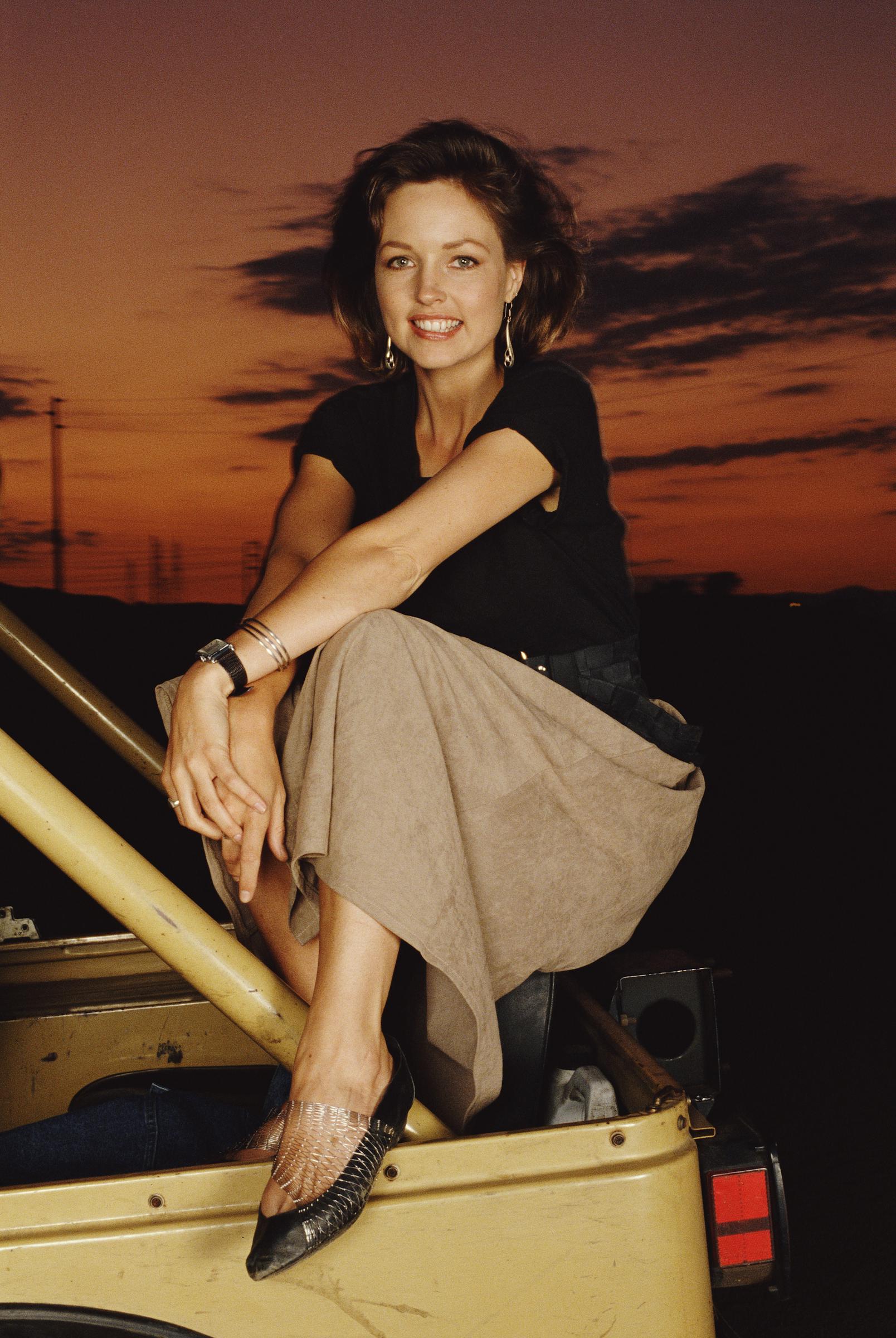 Deborah Foreman shared undeniable chemistry with Nicolas Cage despite her relative lack of acting experience. Here, she poses for a portrait circa 1980. | Source: Getty Images