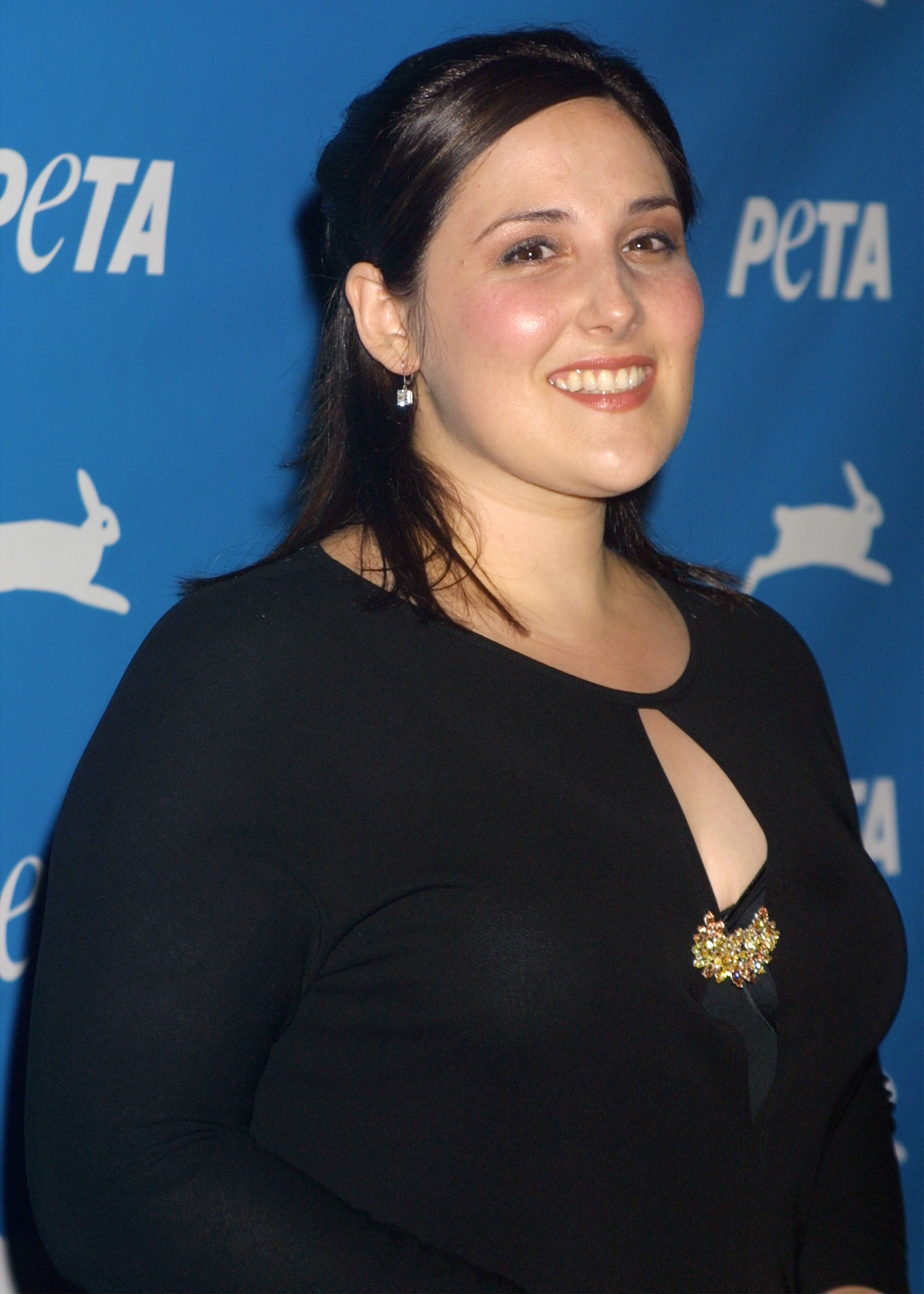 Ricki Lake's previous weight loss had nothing to do with surgery. At this event, she attended the PETA Humanitarian of the Year Awards at the Waldorf Astoria Hotel on September 8, 2001, in New York City, New York. | Source: Getty Images