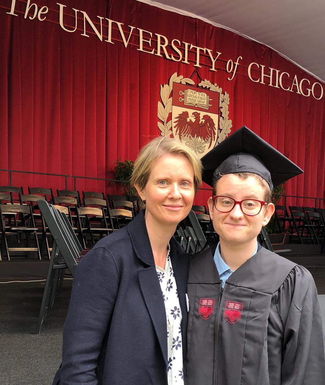 Samuel Joseph Mozes poses with his mother, Cynthia Nixon, from a post dated June 22, 2018 | Source: Instagram/cynthiaenixon