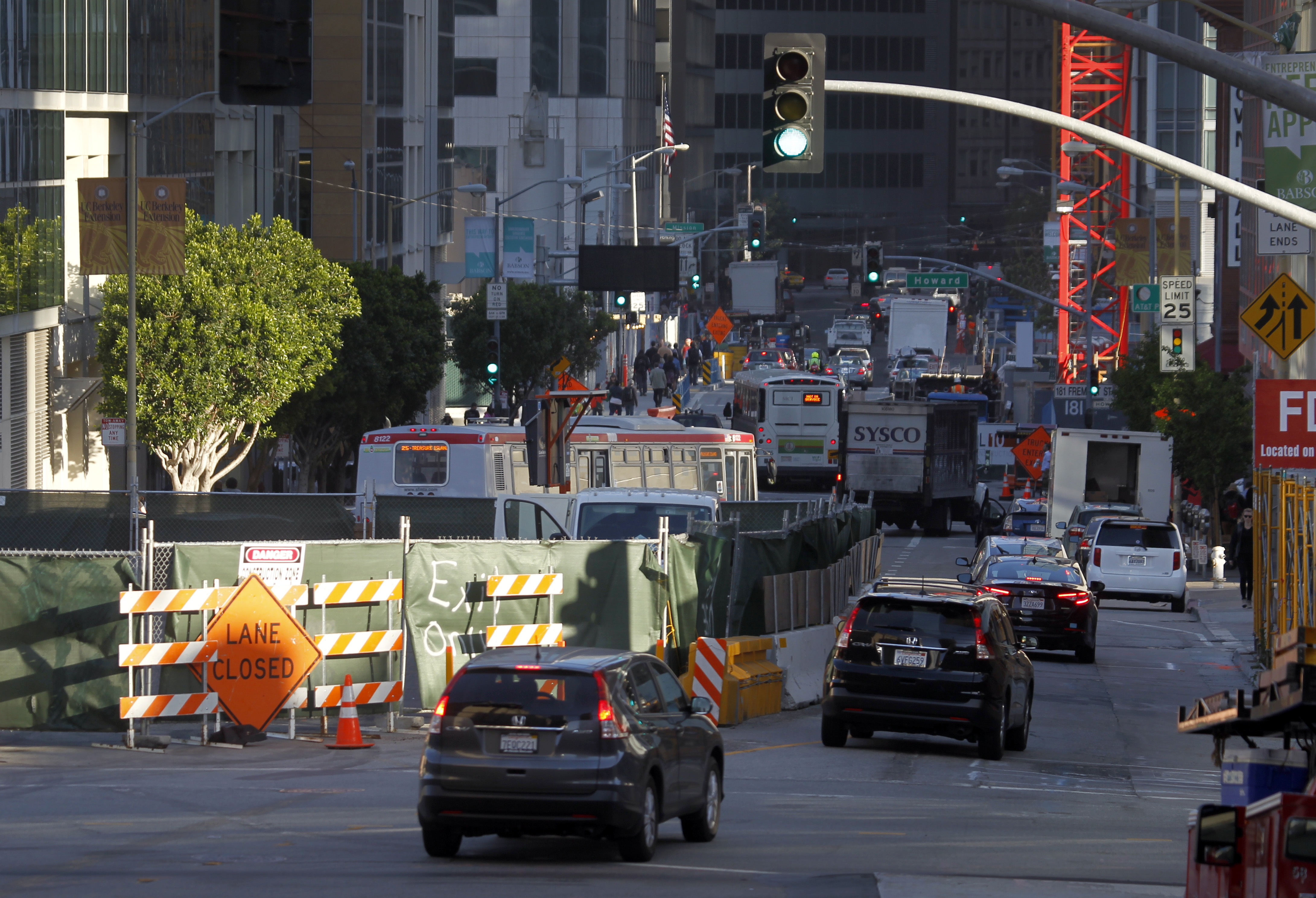 Cars on Fremont street. | Source: Getty Images