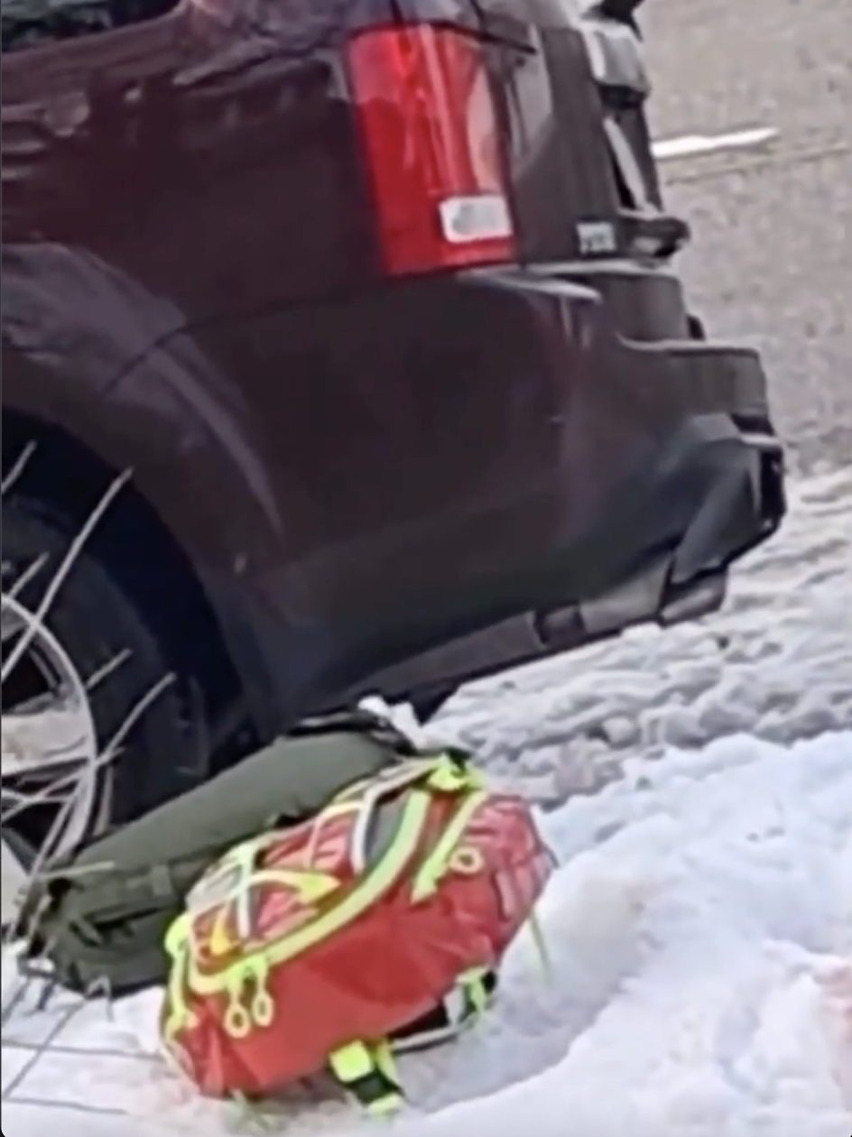 Bags next to Renee Nicole Good's car after she was shot by an ICE agent on January 7, 2026 | Source: Instagram/migrantinsider