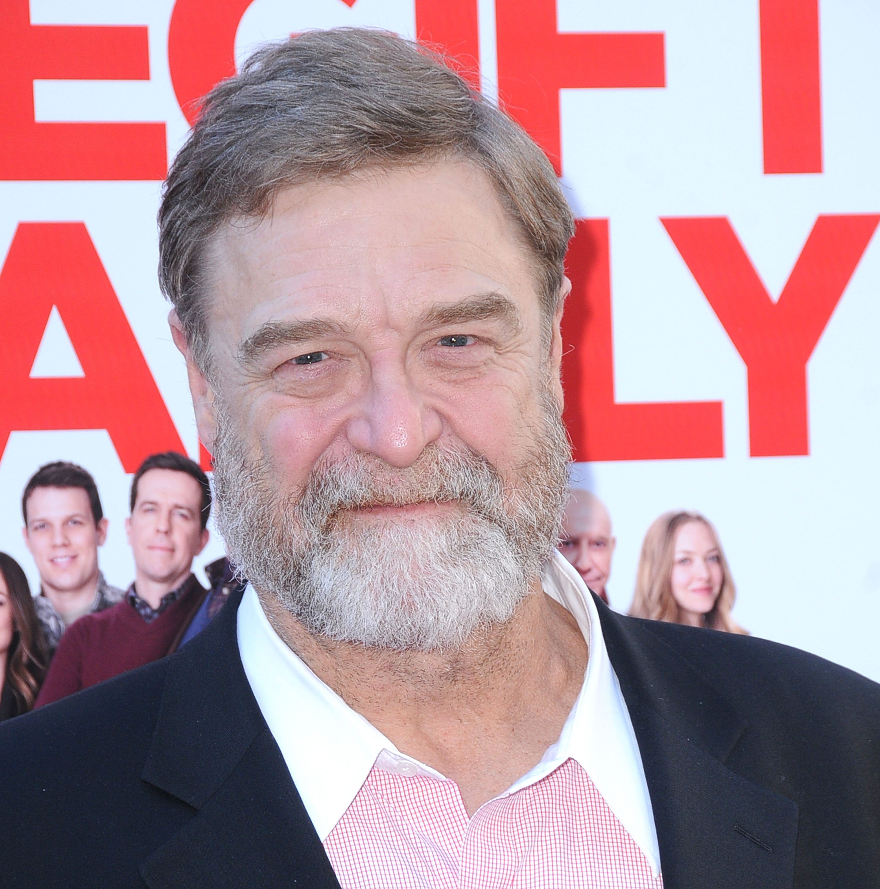 Sporting a full gray beard, John Goodman attends the Los Angeles premiere of "Love the Coopers" on November 12, 2015, amid a notably slimmer chapter in his transformation. | Source: Getty Images