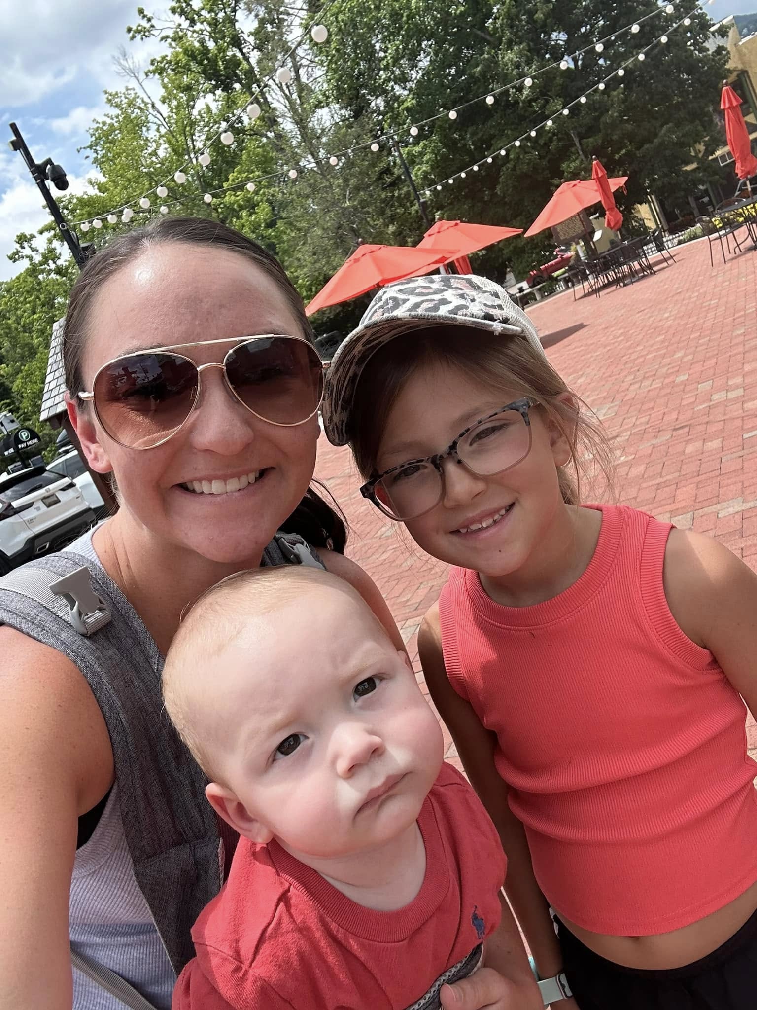 Baleigh, Brynlee, and Sawyer Smith, from a post dated August 14, 2024 | Source: Facebook/lanesmith