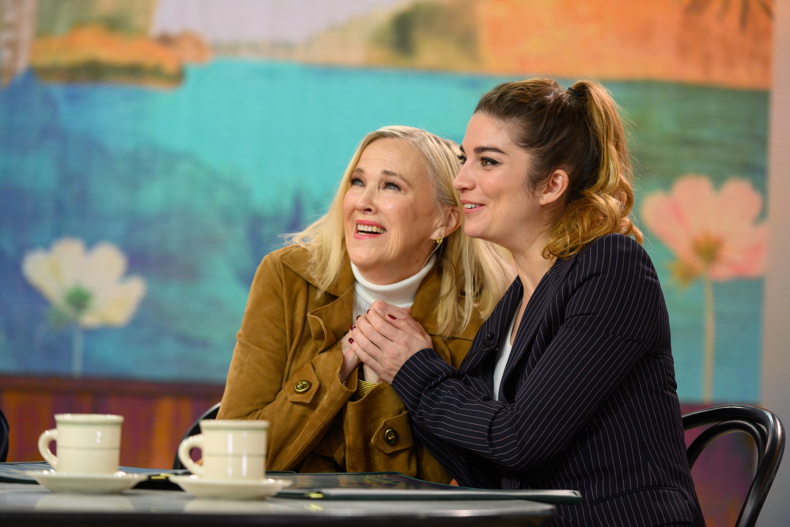 Annie Murphy remembered O'Hara as someone whose laugh seemed to invite everyone around her to share in her joy. After O'Hara's death, Murphy said even strangers approached her with stories of how deeply the actress had affected them. | Source: Getty Images