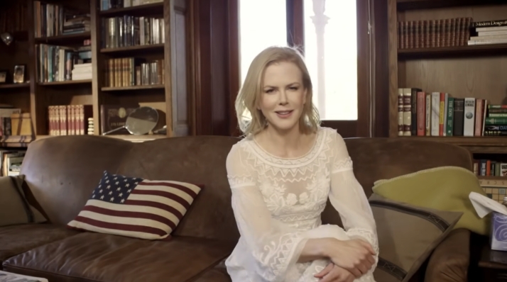 Set against shelves filled with books and keepsakes, the cozy library features rich timber cabinetry and a well-worn leather couch — a retreat for quiet moments and personal reflection. From a video dated July 20, 2015. | Source: YouTube/Vogue