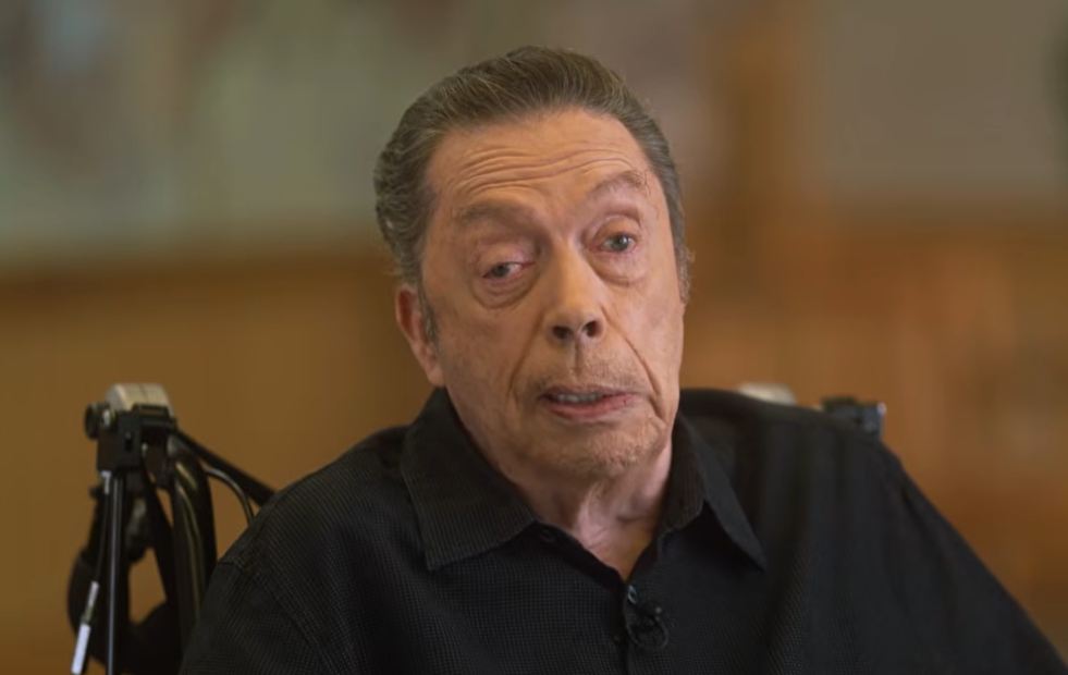 Tim Curry during his October 2025 interview, as he reflected on his father's personality and the childhood moment that changed his life. | Source: YouTube/CBS Sunday Morning
