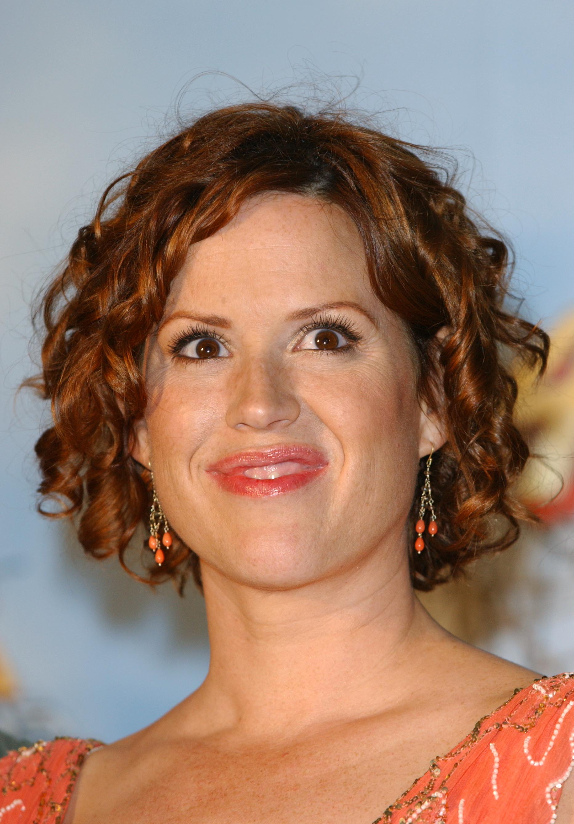 Public appearances became less frequent as Ringwald balanced her acting career with family life. Around this period, she and husband Panio Gianopoulos were raising their growing family, including eldest daughter Mathilda.