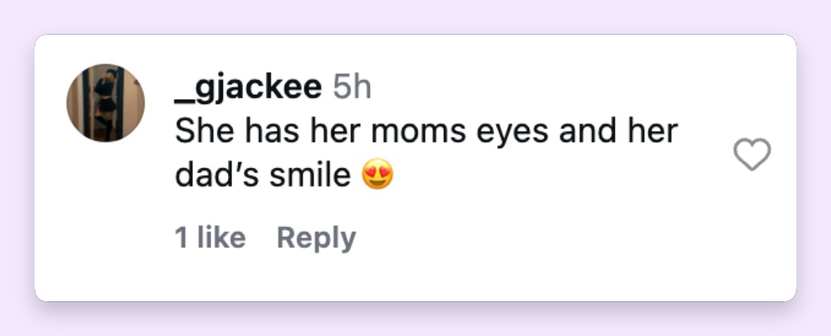 Viewers quickly began comparing Briar's features with both of her famous parents after the rare outing. One commenter summed up the debate neatly: "She has her moms eyes and her dad’s smile 😍." | Source: Instagram/entertainmenttonight