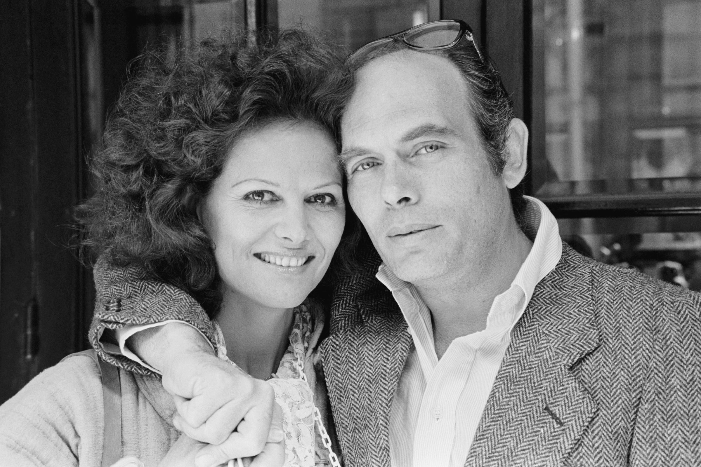 The Italian actress and Pasquale Squitieri for the film "L'arma" (Sniper)on April 21, 1978 | Source: Getty Images