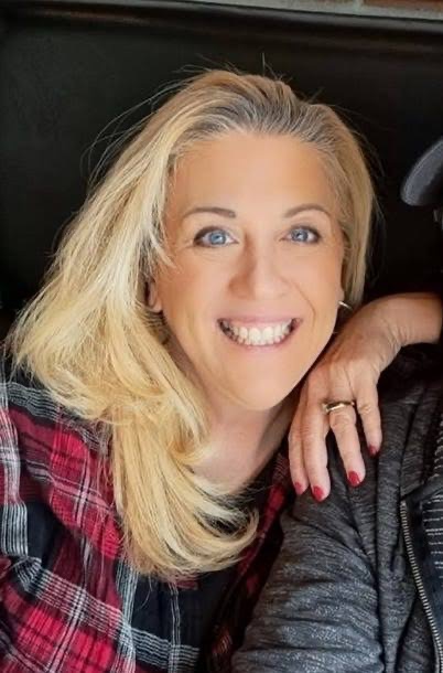 Becky was among 77 district employees recognized in 2023 through Bend-La Pine Schools' Excellence in Education Awards. | Source: Facebook/ Becky Drury