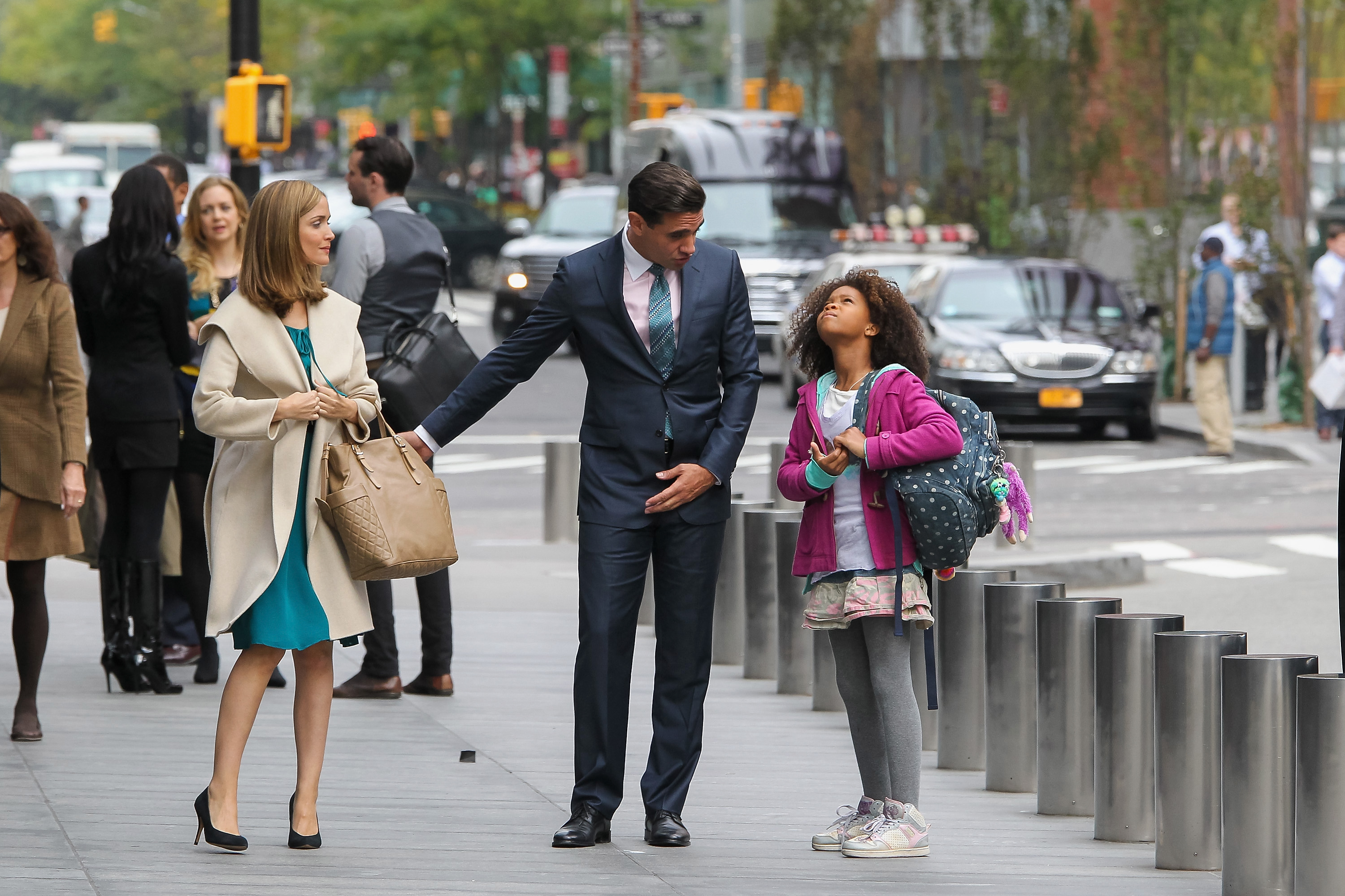 Bobby Cannavale, Rose Byrne, and Quvenzhané Wallis are seen filming "Annie" in Downtown New York City on October 16, 2013. | Source: Getty Images
