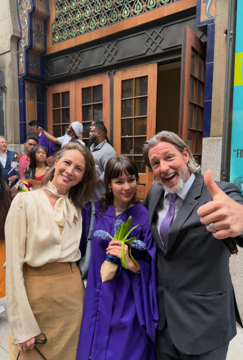 Grace Burns celebrates her graduation with parents Christy Turlington and Ed Burns. | Source: Instagram/cturlington| Source: Instagram/cturlington