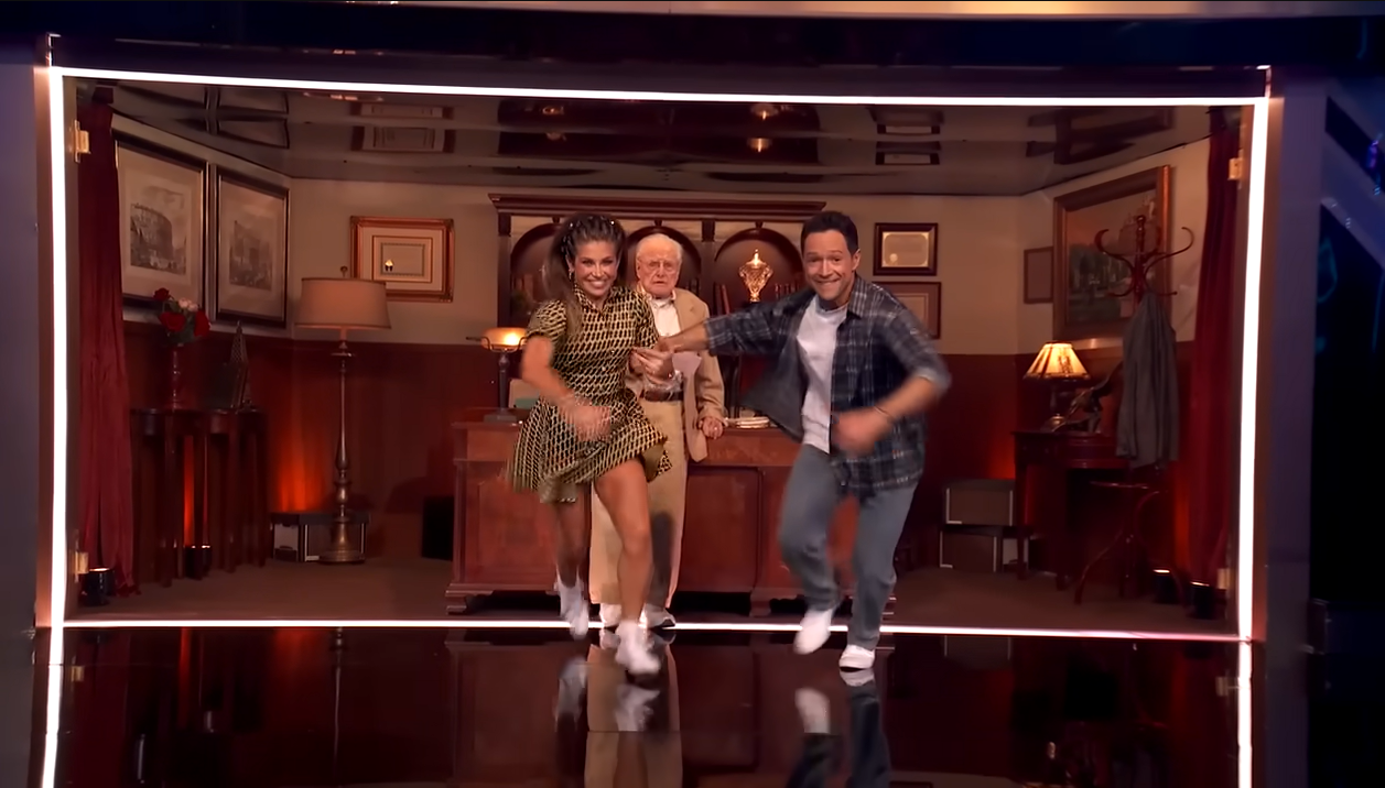 William Daniels watches Danielle Fishel and Pasha Pashkov perform on "Dancing With the Stars," Season 34, on October 14, 2025 | Source: YouTube/@dancingwiththestars