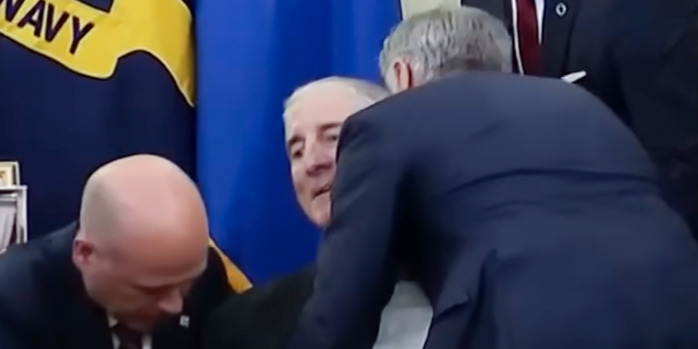 A man collapses in the Oval House | Source: YouTube/@fox5dc