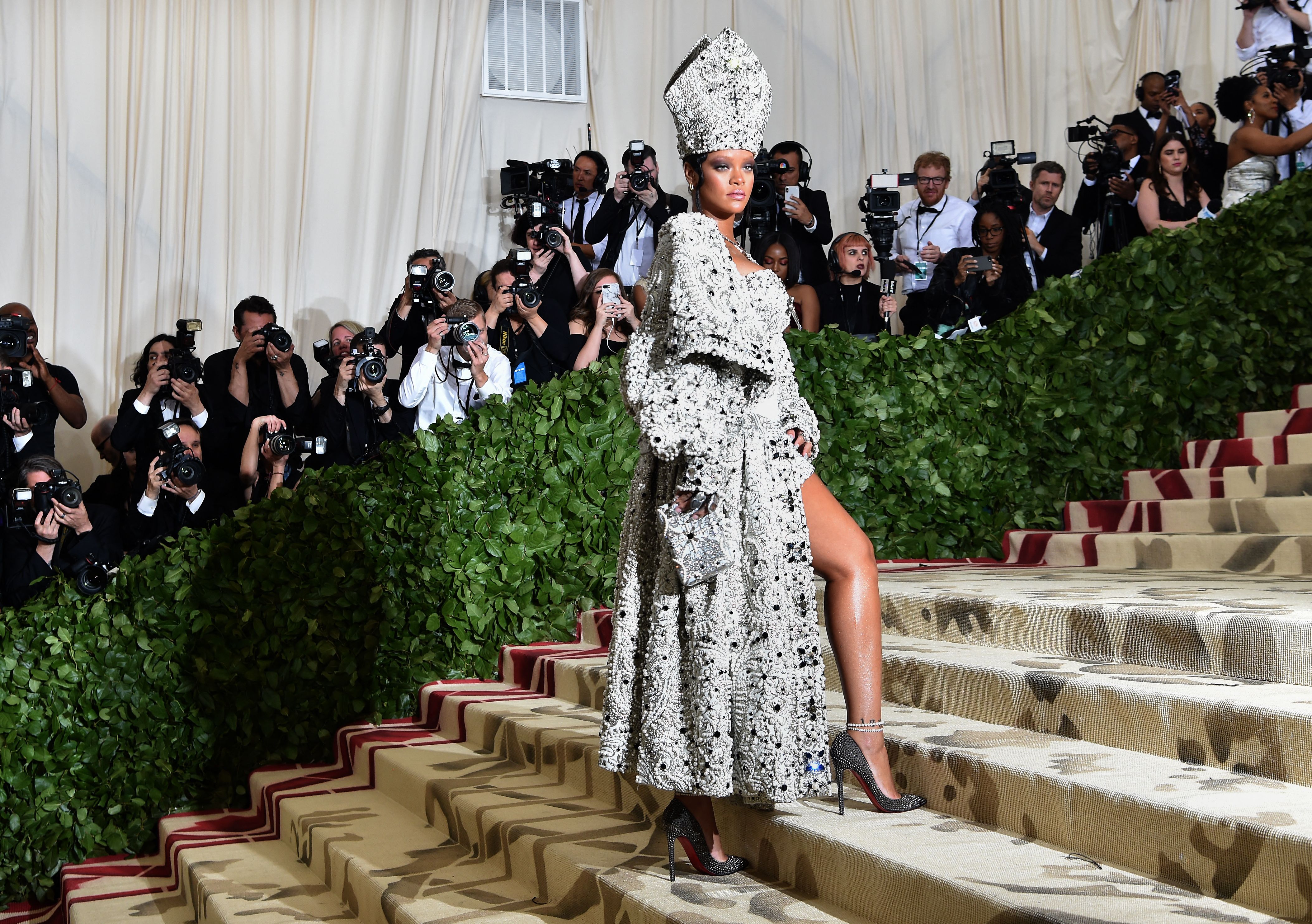 Rihanna arrives for The Met Gala on May 7, 2018, at The Metropolitan Museum of Art in New York | Source: Getty Images