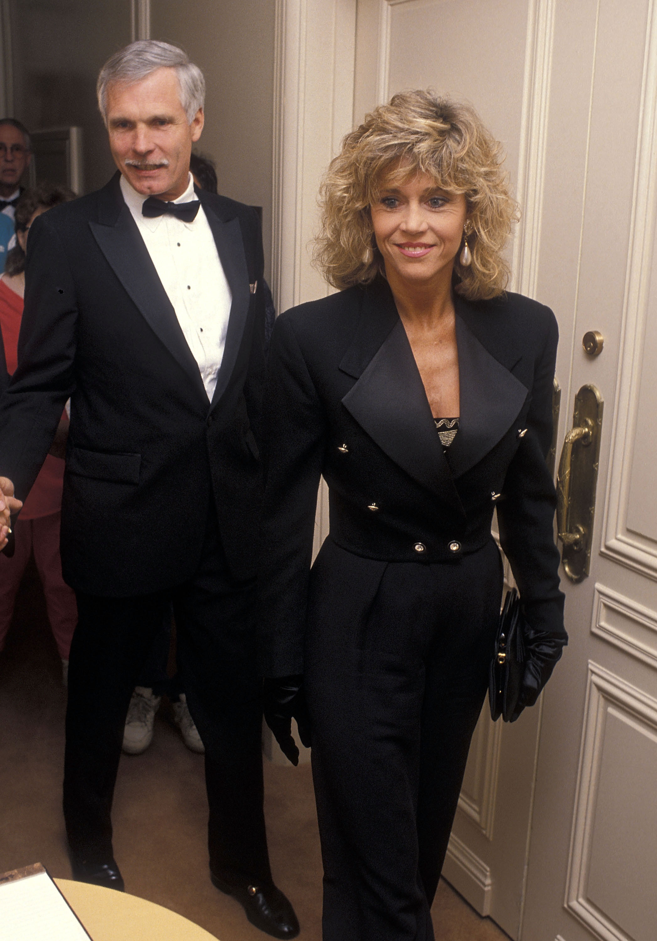 Ted Turner and Jane Fonda attend the Volunteers of America's First Annual Glasnost Award on March 22, 1990 | Source: Getty Images