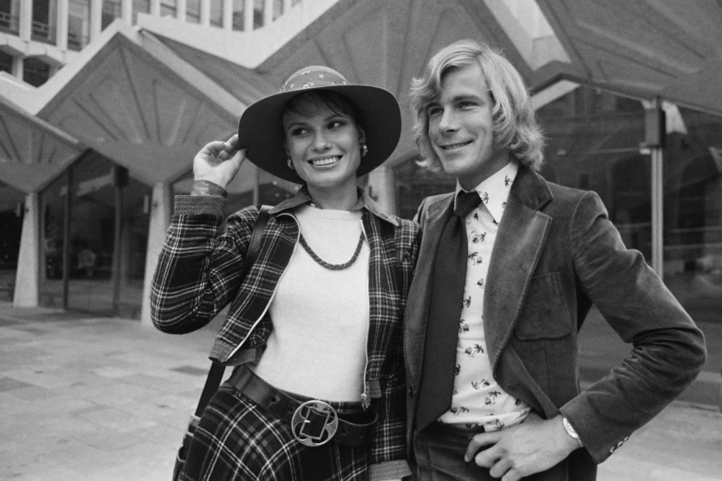 James Hunt and Suzy Miller photographed on January 2, 1975. | Source: Getty Images