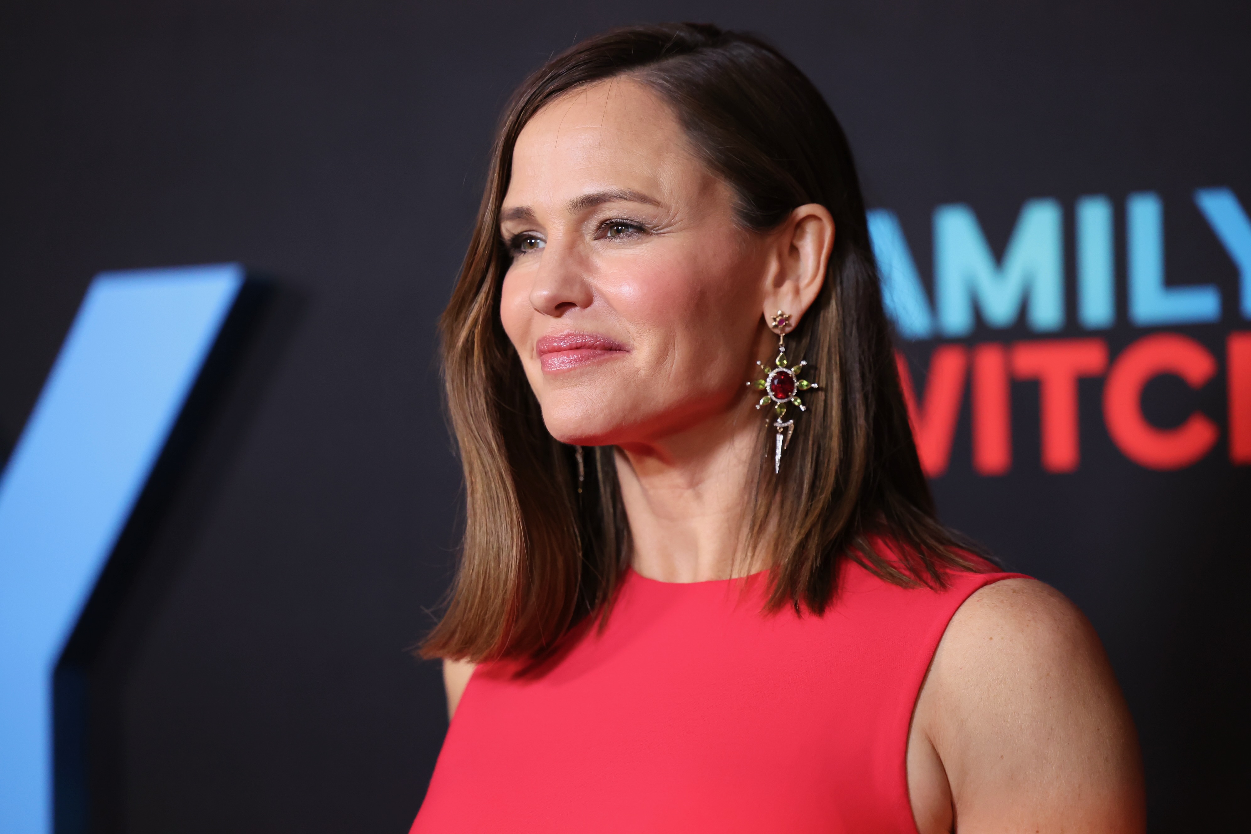Jennifer Garner continued working in Hollywood while building a professional life beyond acting. Years after her divorce, she said the end of her marriage had forced her to confront how far she had stepped back from her career. | Source: Getty Images