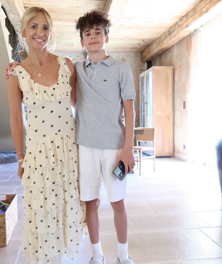 Sarah Michelle Gellar posed with her teenage son Rocky, who wore a gray polo shirt and white shorts. The rare photograph offered fans a closer look at the boy whose face his parents had carefully kept out of the spotlight for years. | Source: Instagram/@sarahmgellar