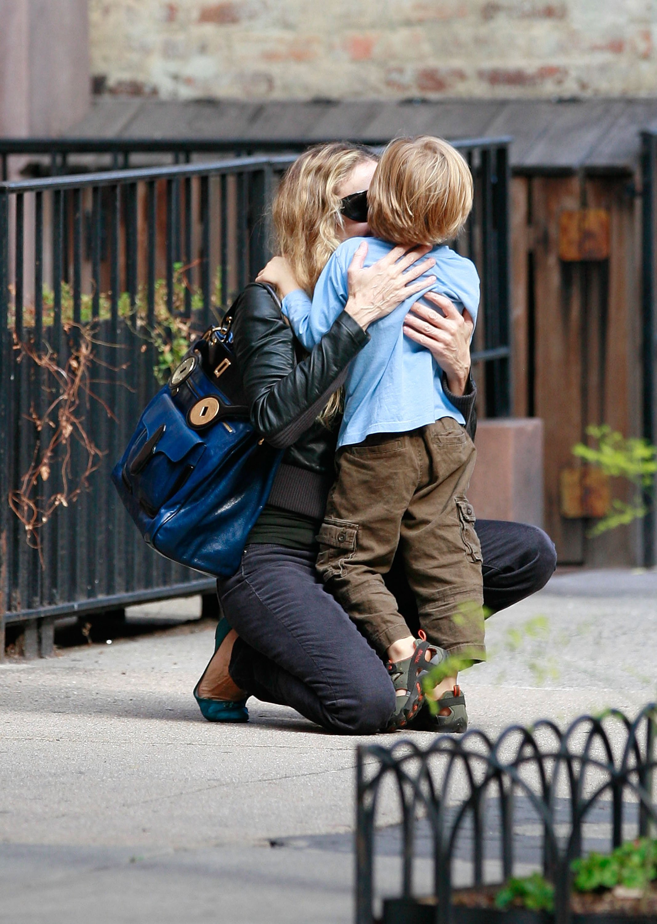 Sarah Jessica Parker sighting spending quality time with son James Broderick in the West Village on October 20, 2007 | Source: Getty Images