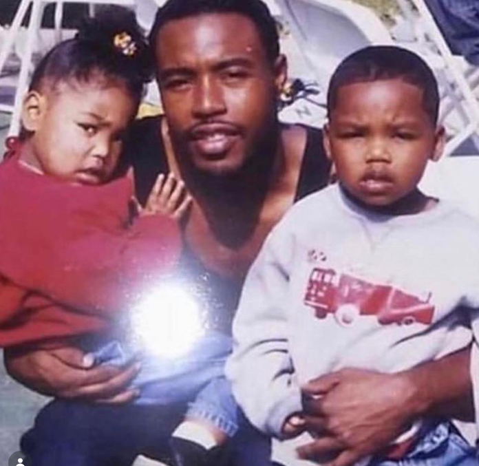 Tyrin Turner and his children, Tai and Tyrin Jr., in a throwback photo shared on July 17, 2020 | Source: Instagram/tyrinturner