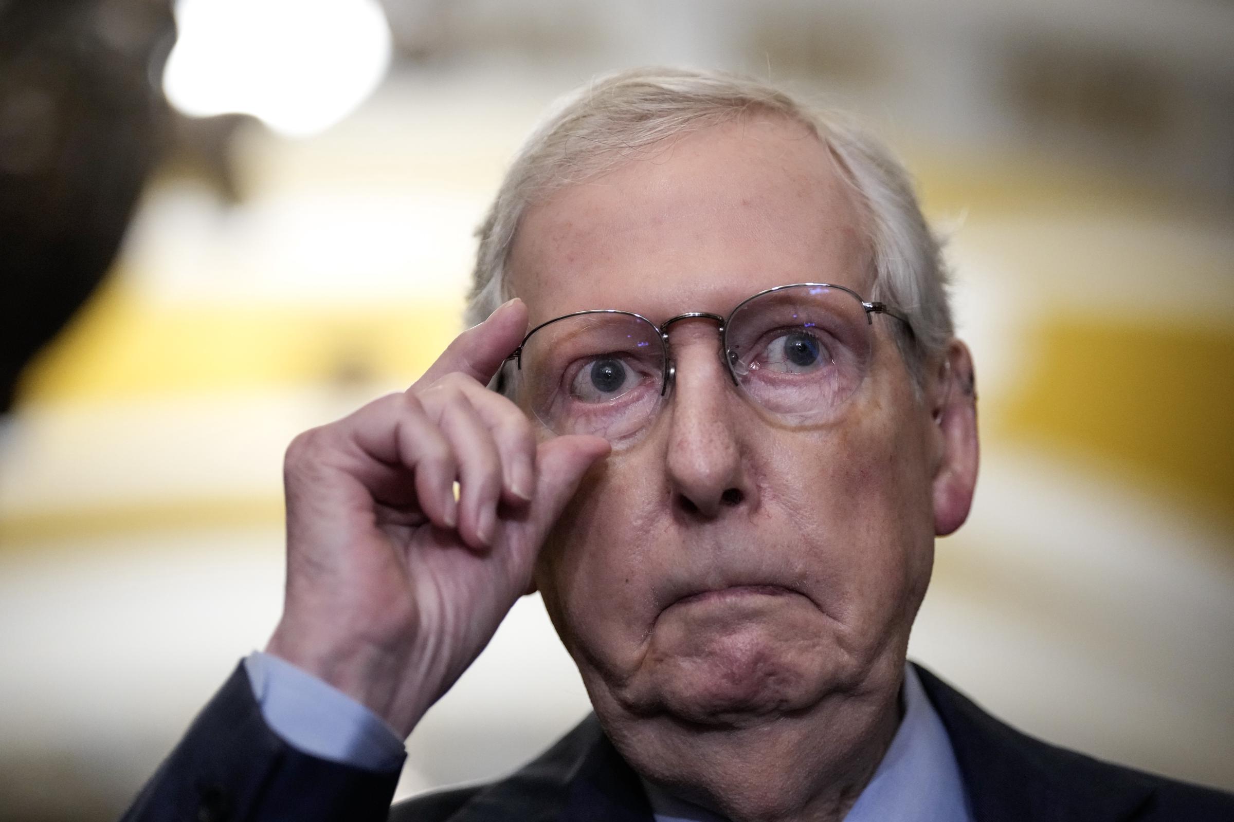Months after twice pausing during public appearances in 2023, McConnell continued meeting with reporters and carrying out his Senate duties. At the time, his office said he had felt "momentarily lightheaded" and planned to consult a physician before his next event. | Source: Getty Images