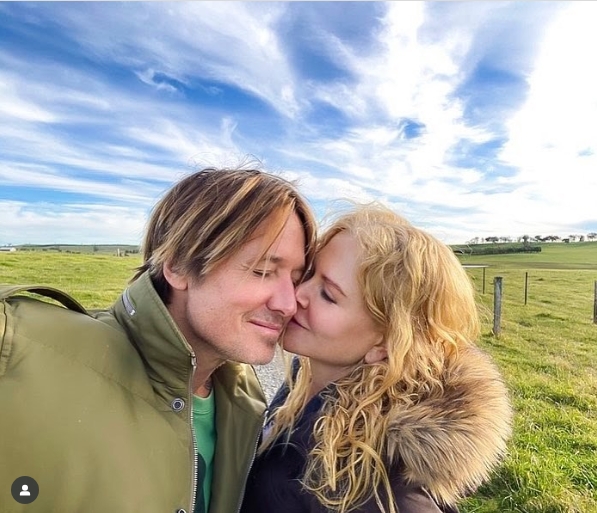 Soft sunlight and an open paddock stretch behind a windswept moment on the farm, where wide skies and green fields frame the peaceful rural setting. From a post dated September 18, 2020. | Source: Instagram/nicolekidman