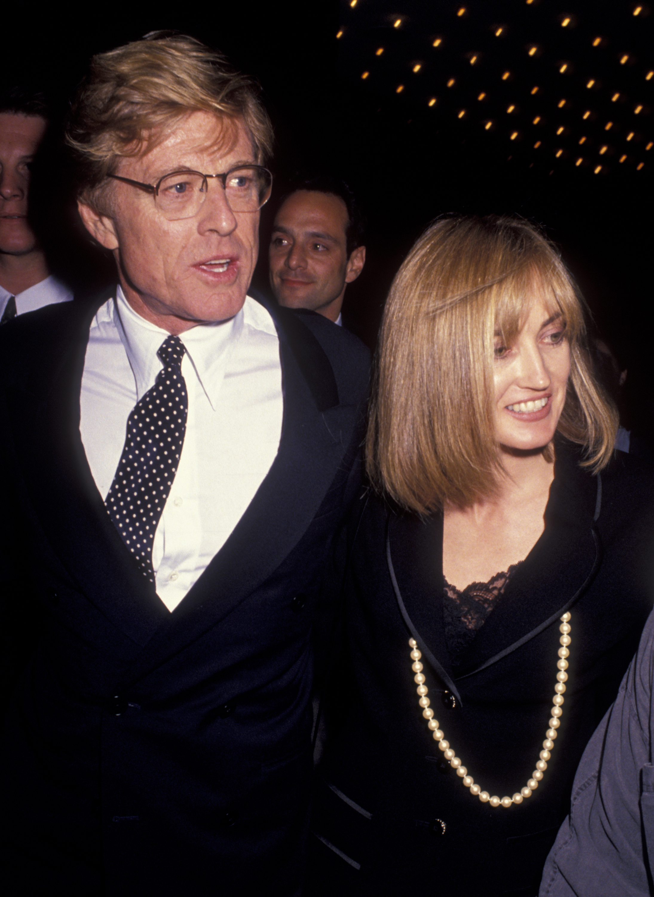Robert Redford and Kathy O'Rear at the premiere of "A River Runs Through It" on October 8, 1992, in New York. | Source: Getty Images