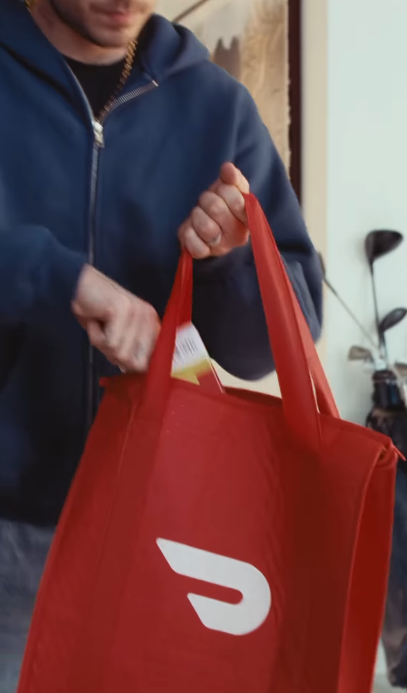 The commercial showed Brooklyn handing off his World Cup tickets as part of a DoorDash promotion. The campaign later drew mixed reactions online. | Source: Instagram/brooklynpeltzbeckham