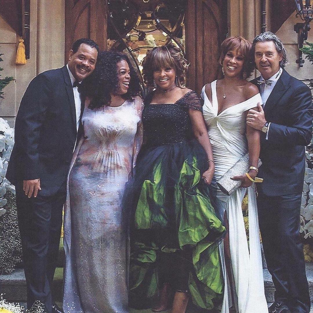 Craig Raymond Turner poses with friends, dated July 5, 2018 | Source: Instagram/denisefuleihan