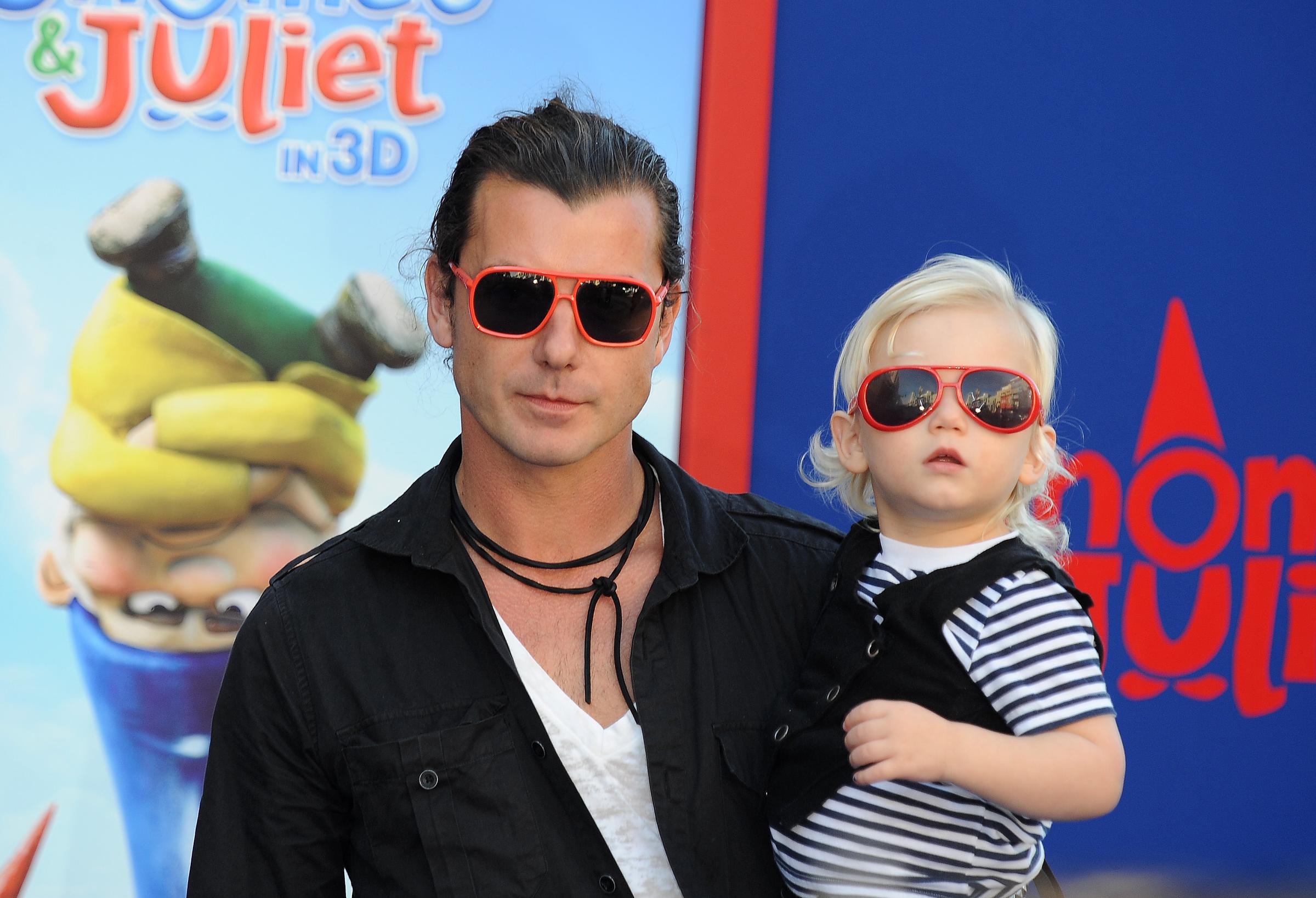 Gavin Rossdale held his son Zuma, who showed off his growing features and bright blonde hair. At this event, they attended the world premiere of "Gnomeo & Juliet" at the El Capitan Theatre on January 23, 2011, in Hollywood, California. | Source: Getty Images