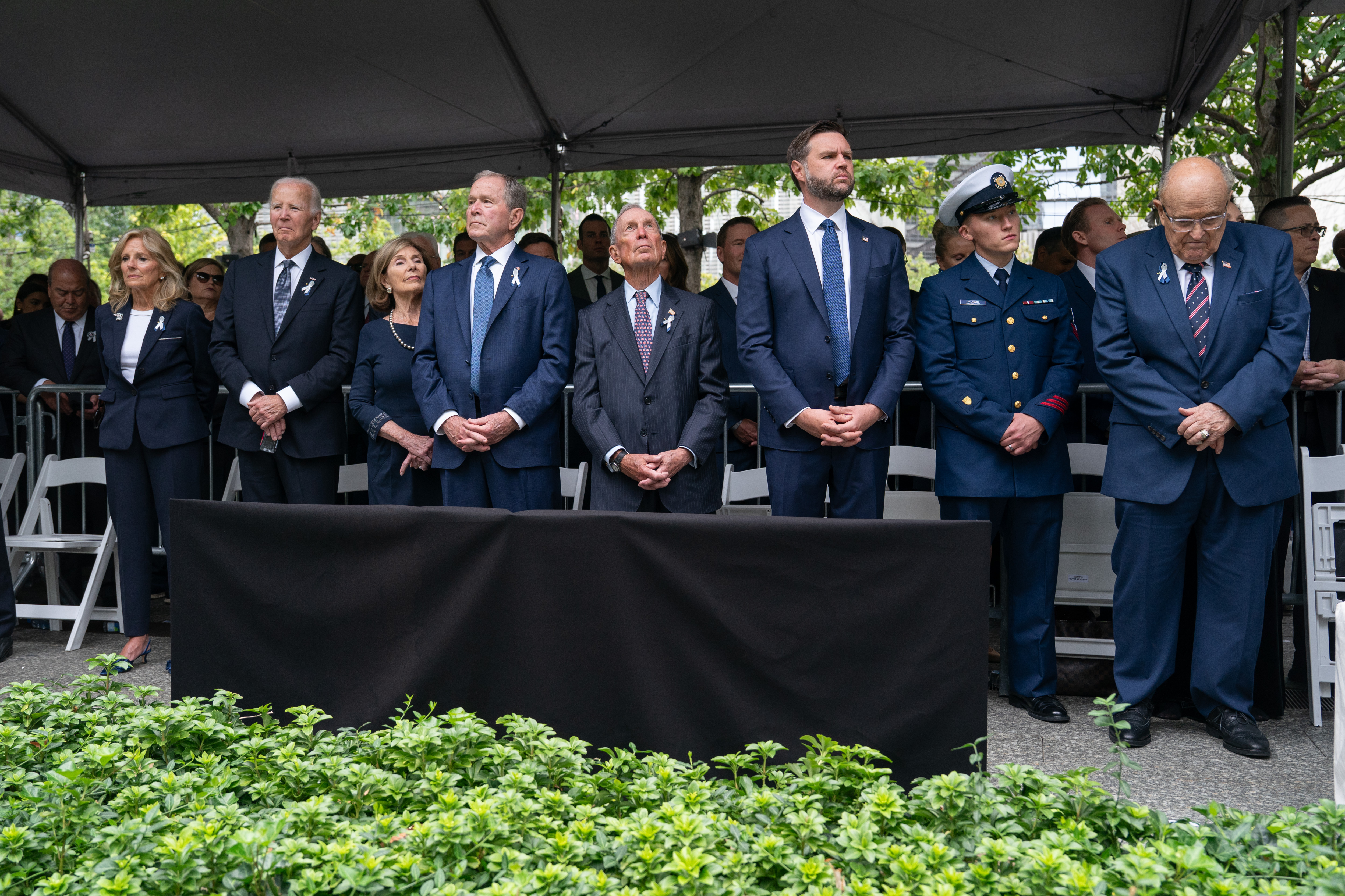 Jill and Joe Biden, Laura and George W. Bush, Michael Bloomberg, JD Vance, and Rudy Giuliani at the National 9/11 Memorial & Museum on September 11, 2026. | Source: Getty Images