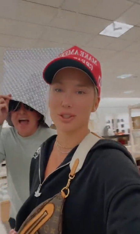 Savannah and Todd Chrisley at Nordstorm's from a post dated May 29, 2025 | Source: Instagram/savannahchrisley