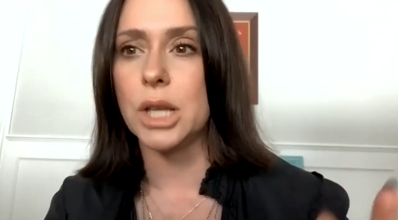 Jennifer Love Hewitt recounts the backlash she received over social media filters during her interview on Inside of You with Michael Rosenbaum. | Source: YouTube/Inside of You with Michael Rosenbaum