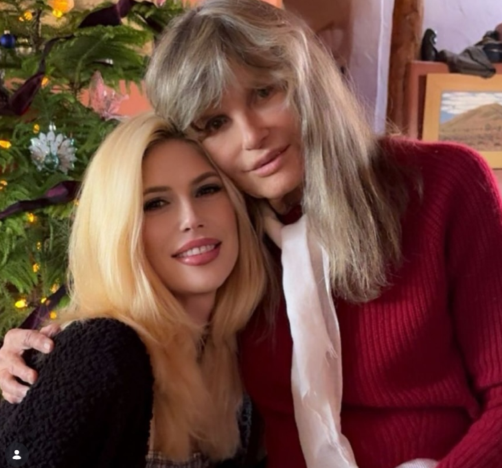 Festive cheer took center stage when Cleo Rose Elliott celebrated Christmas Day alongside her mother, Katharine Ross, on December 25, 2024. Posed right beside a glowing holiday tree, the pair shared a close, affectionate hug. Katharine bundled up in a deep red ribbed knit sweater with a draped white scarf, while Cleo beamed in a textured black cardigan, framing her soft smile with radiant blonde hair. | Source: Instagram/cleoroseelliott