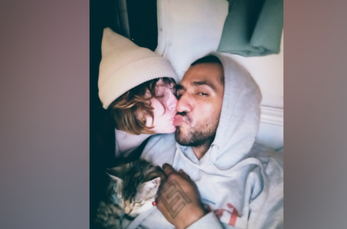 Daveigh Chase shares a quiet moment with Roy Hernandez and a cat in an undated photo, years before her father said the couple had been living homeless in Los Angeles. | Source: GoFundMe