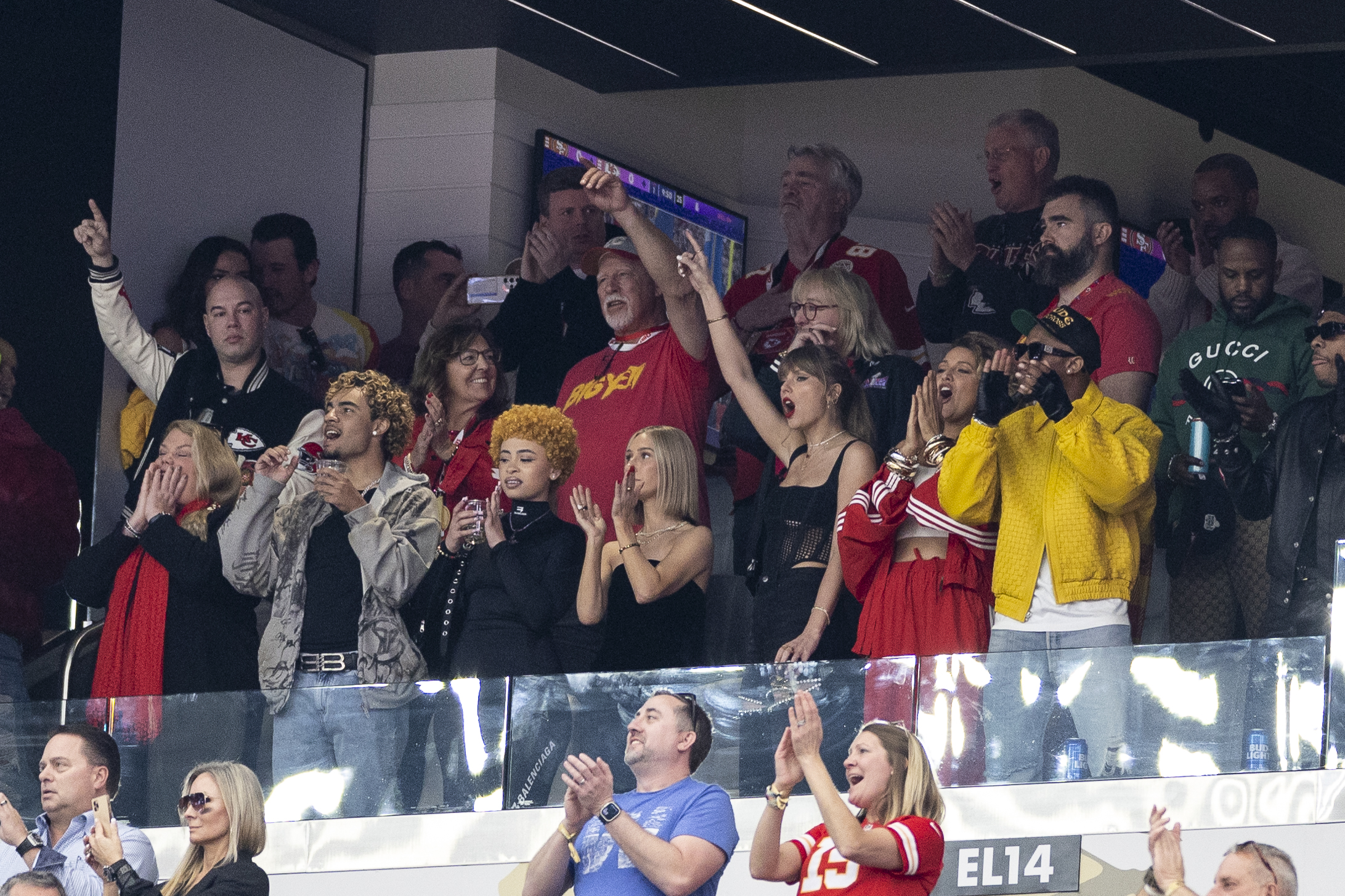 Taylor Swift cheering on her boyfriend, Travis Kelce, as the Kansas City Chiefs play against the San Francisco 49ers on February 11, 2024 in Las Vegas, Nevada, alongside Ice Spice, Donna Kelce, Blake Lively, and Jason Kelce. | Source: Getty Images