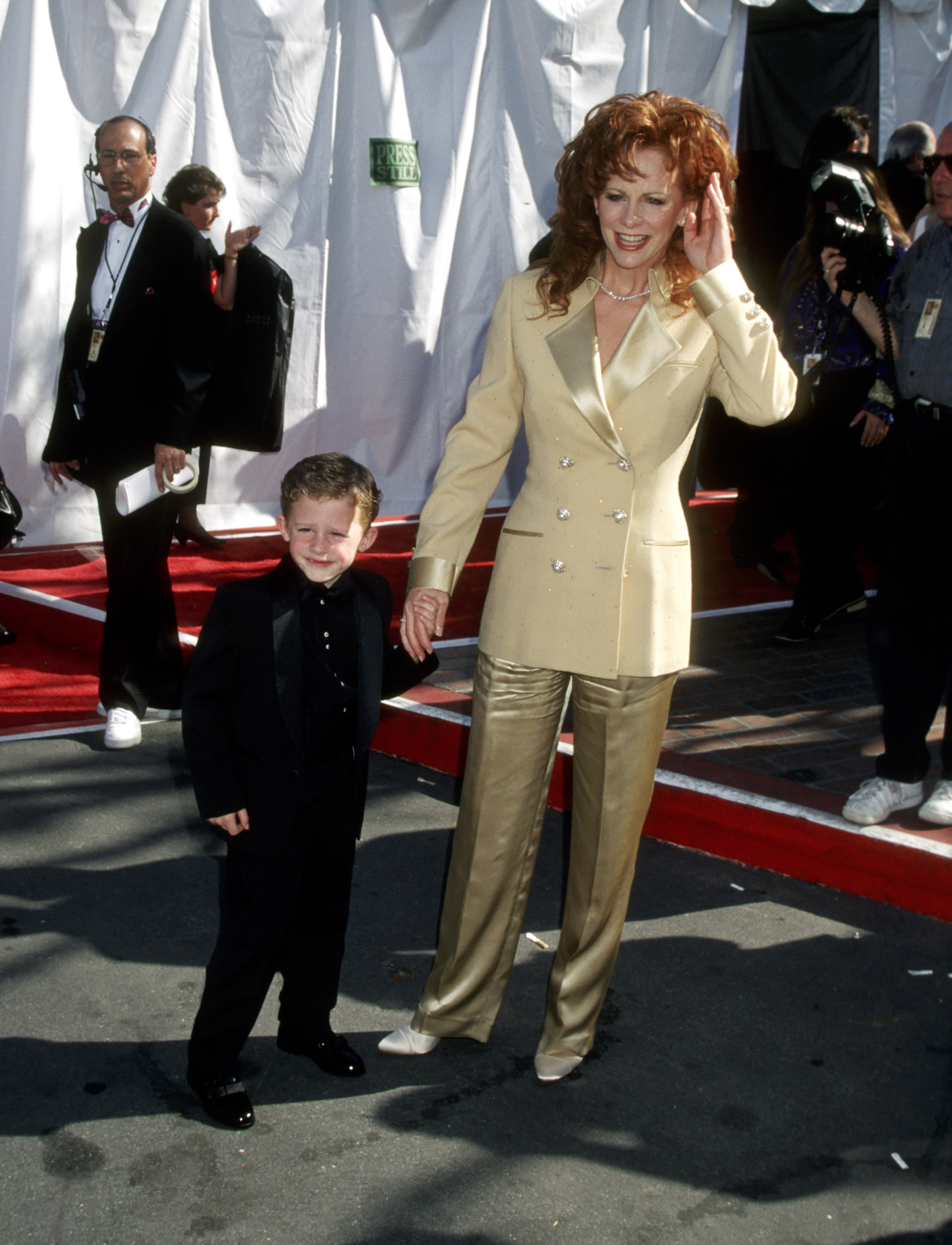 Reba McEntire and Shelby Blackstock at the 31st Annual Academy of Country Music Awards on April 24, 1996. | Source: Getty Images