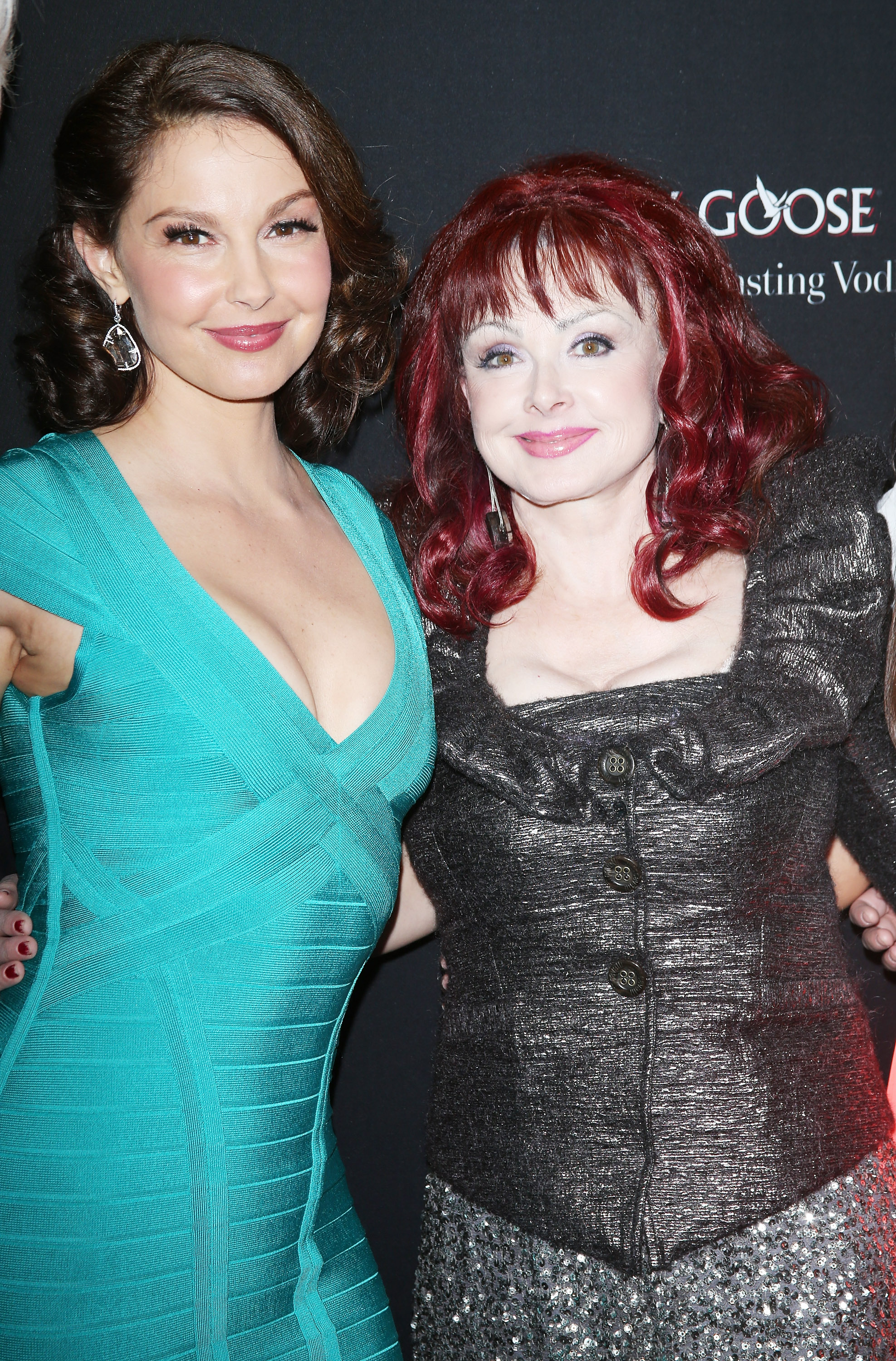 Ashley and Naomi Judd attend the Los Angeles premiere of "Olympus Has Fallen" on March 18, 2013. Naomi later spoke about Ashley's support during her treatment for severe depression. | Source: Getty Images