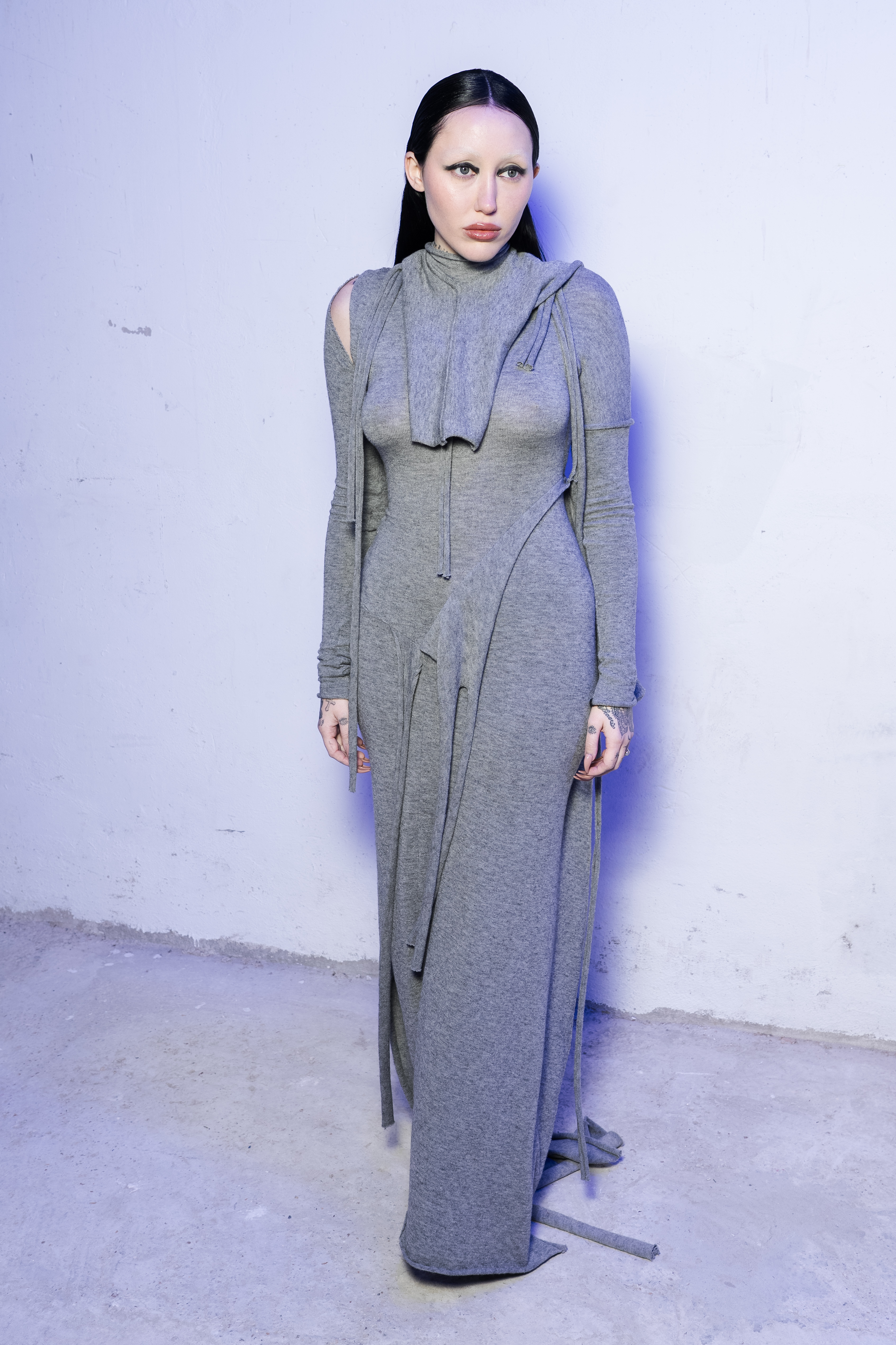 Noah Cyrus attends the Ottolinger Womenswear Fall/Winter show in Paris on March 3, 2024. | Source: Getty Images