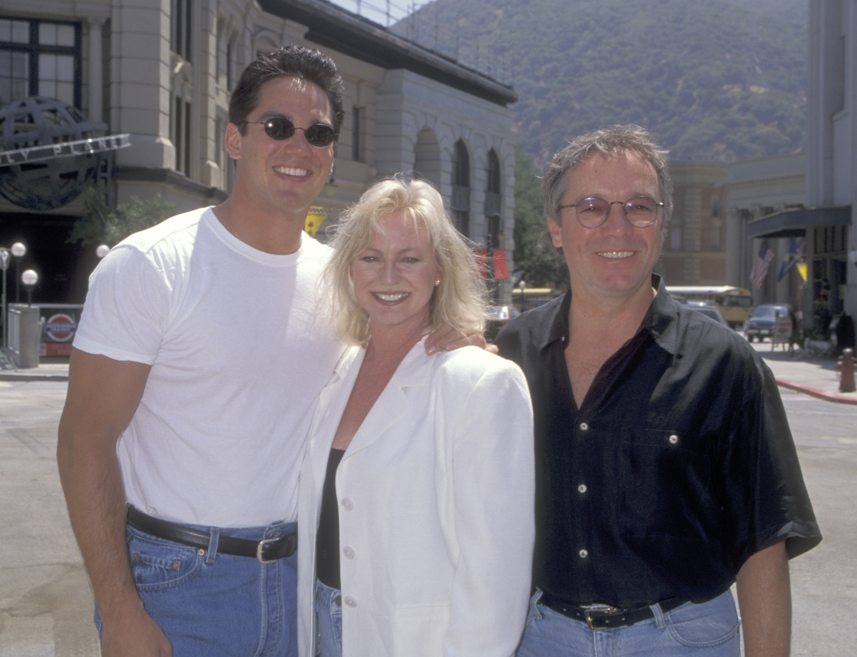Dean Cain attended the 1995 premiere of "The Amazing Panda Adventure" with his mother, Sharon Cain, and his adoptive father, film director Christopher Cain. Dean has said his father's presence in his life influenced how he later approached raising his own son. | Source: Getty Images