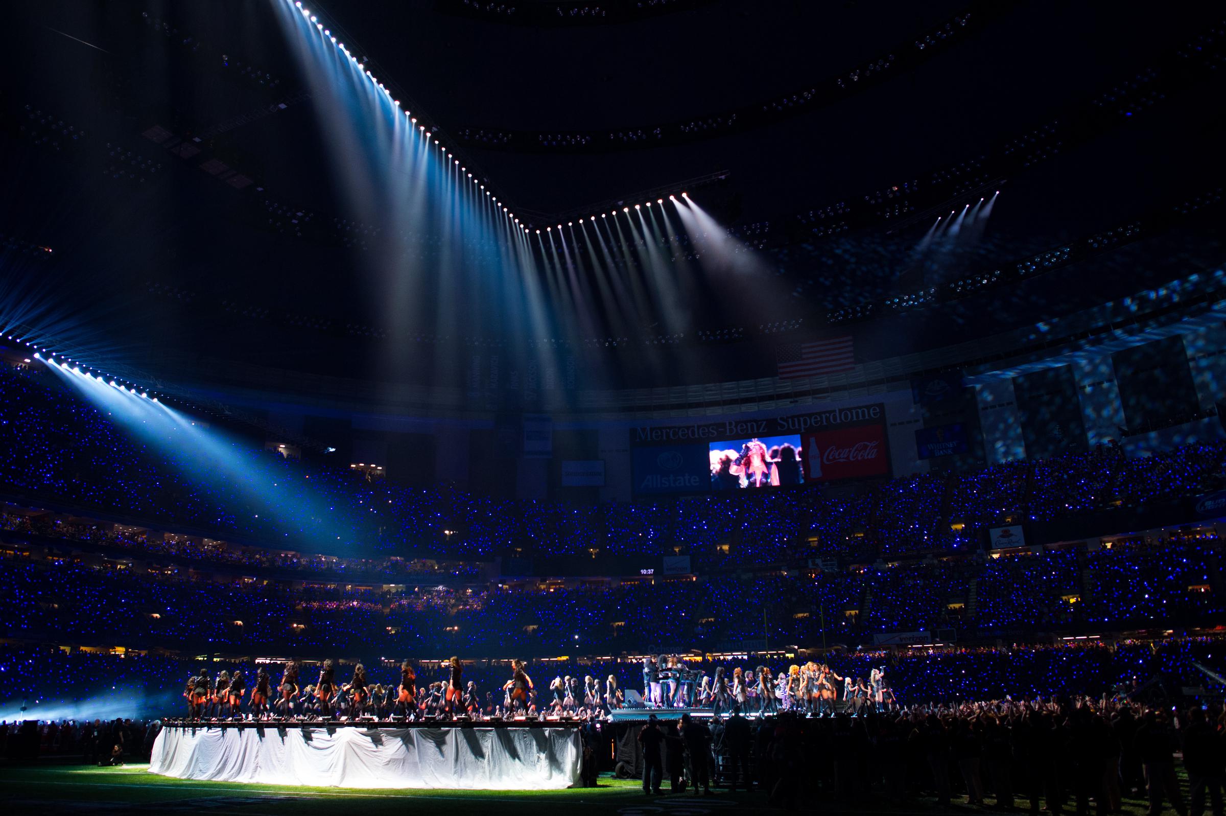 The halftime show stage fills the Mercedes-Benz Superdome during Super Bowl XLVII in New Orleans on February 3, 2013 | Source: Getty Images