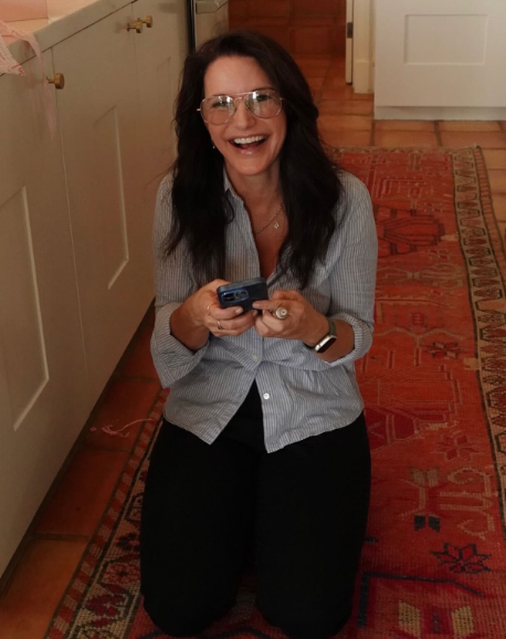 Kristin Davis pictured at her home, dated March 18, 2024. | Source: Instagram/iamkristindavis